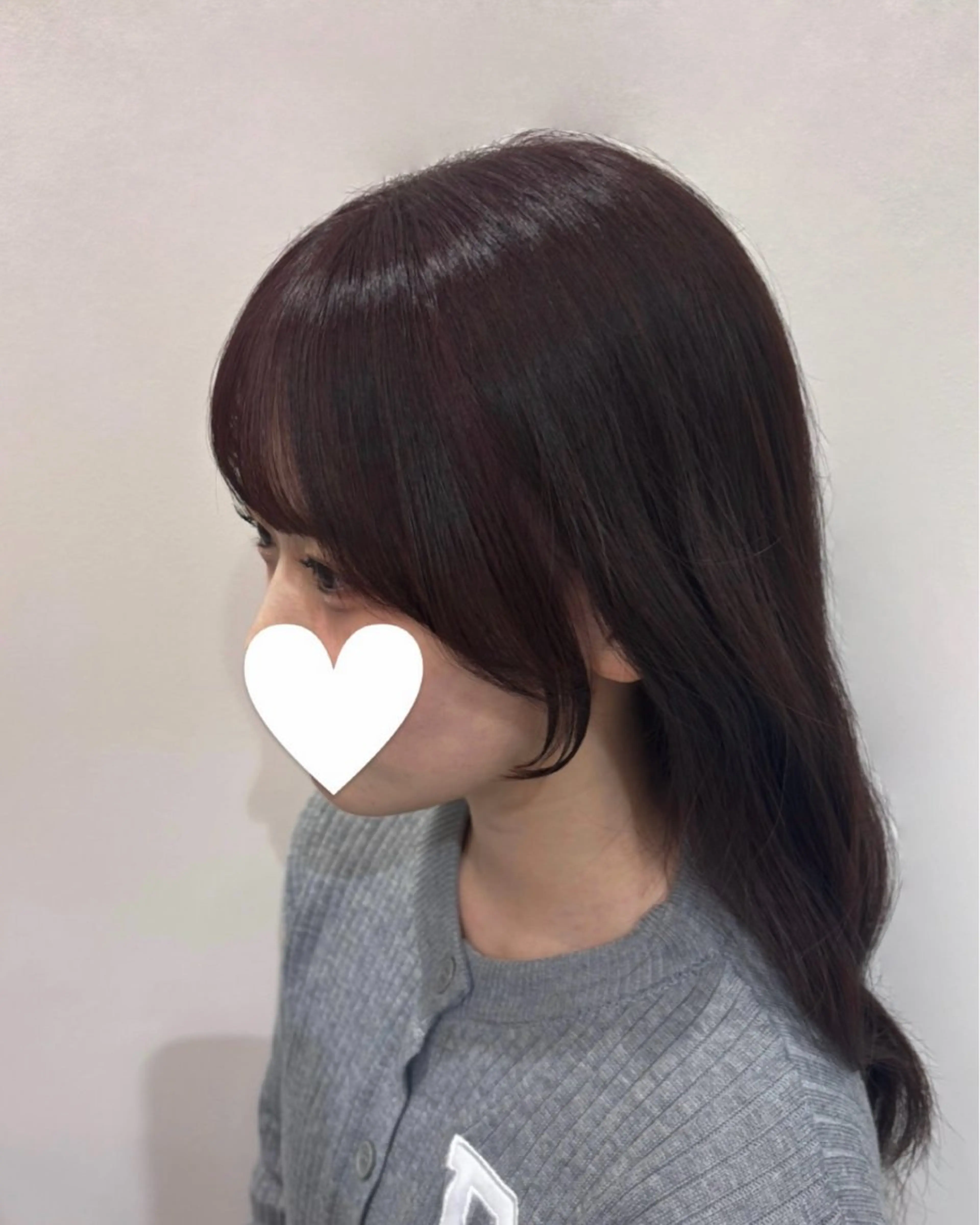 セミロング 顔周りカット 崎村 寧々のヘアスタイル