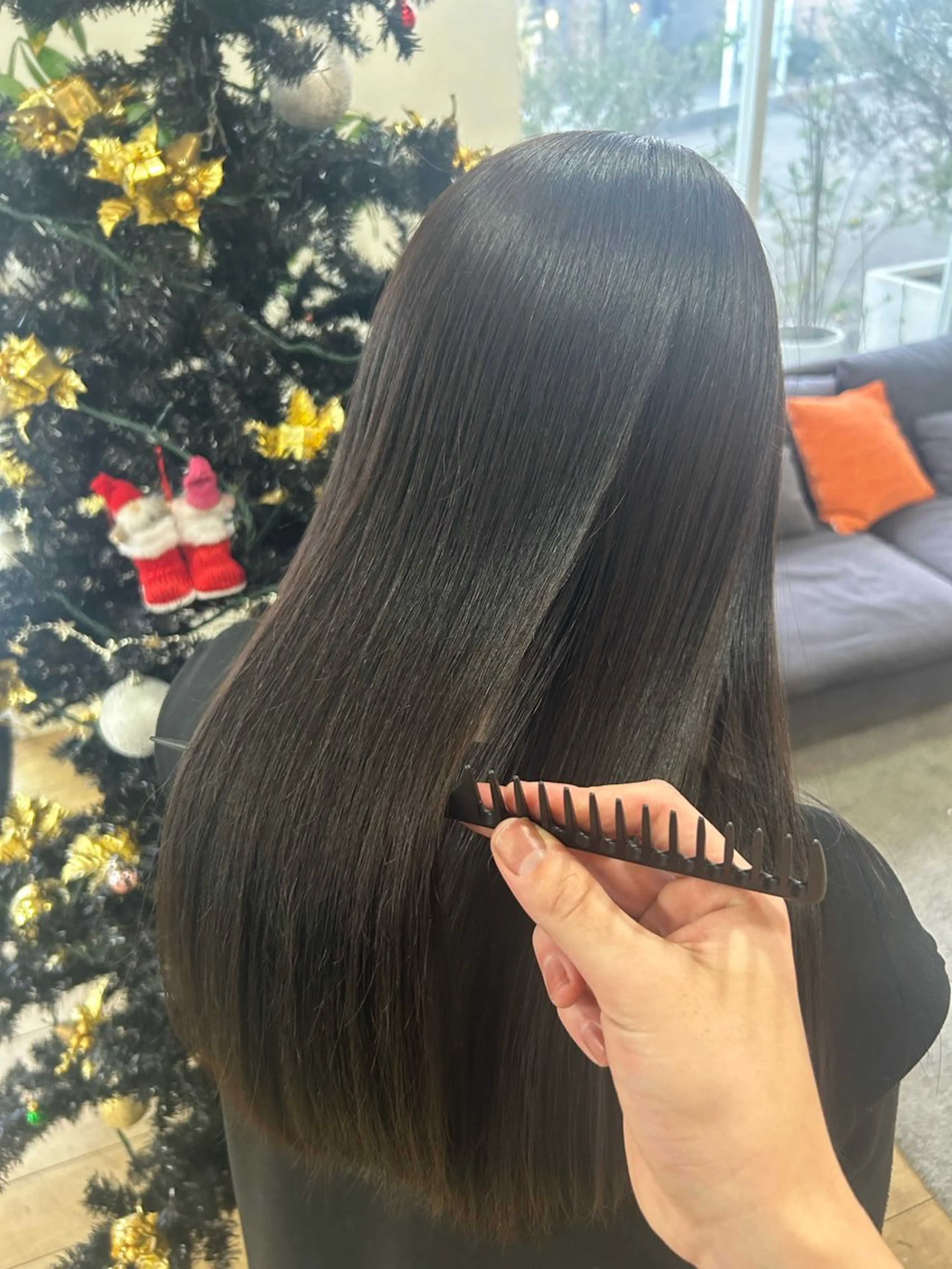 ロング ワンカラー＋キューティクル補修トリートメントの写真