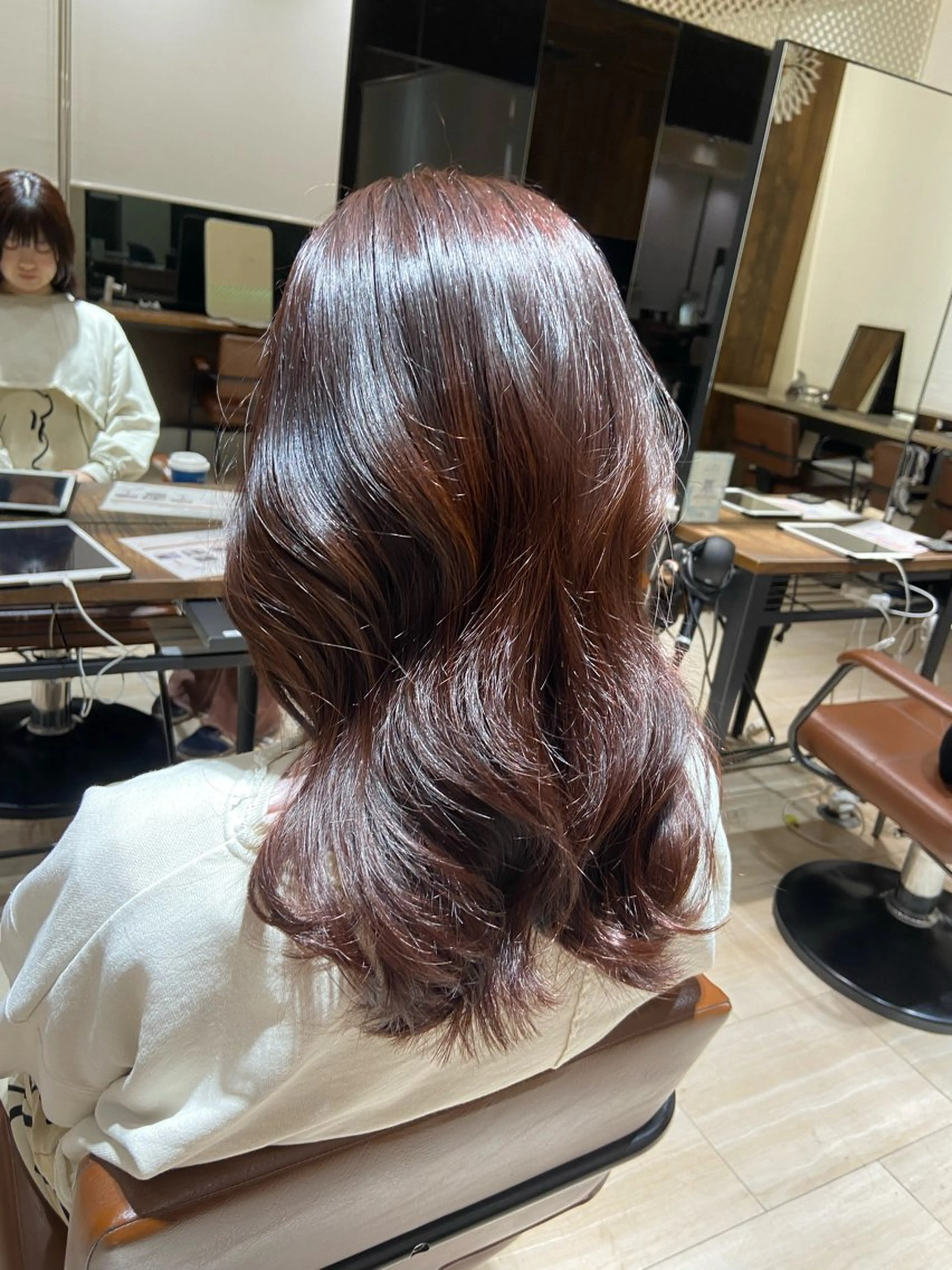 カラー 🎀大竹美侑／顔まわ りカット／レイヤーのヘアスタイル