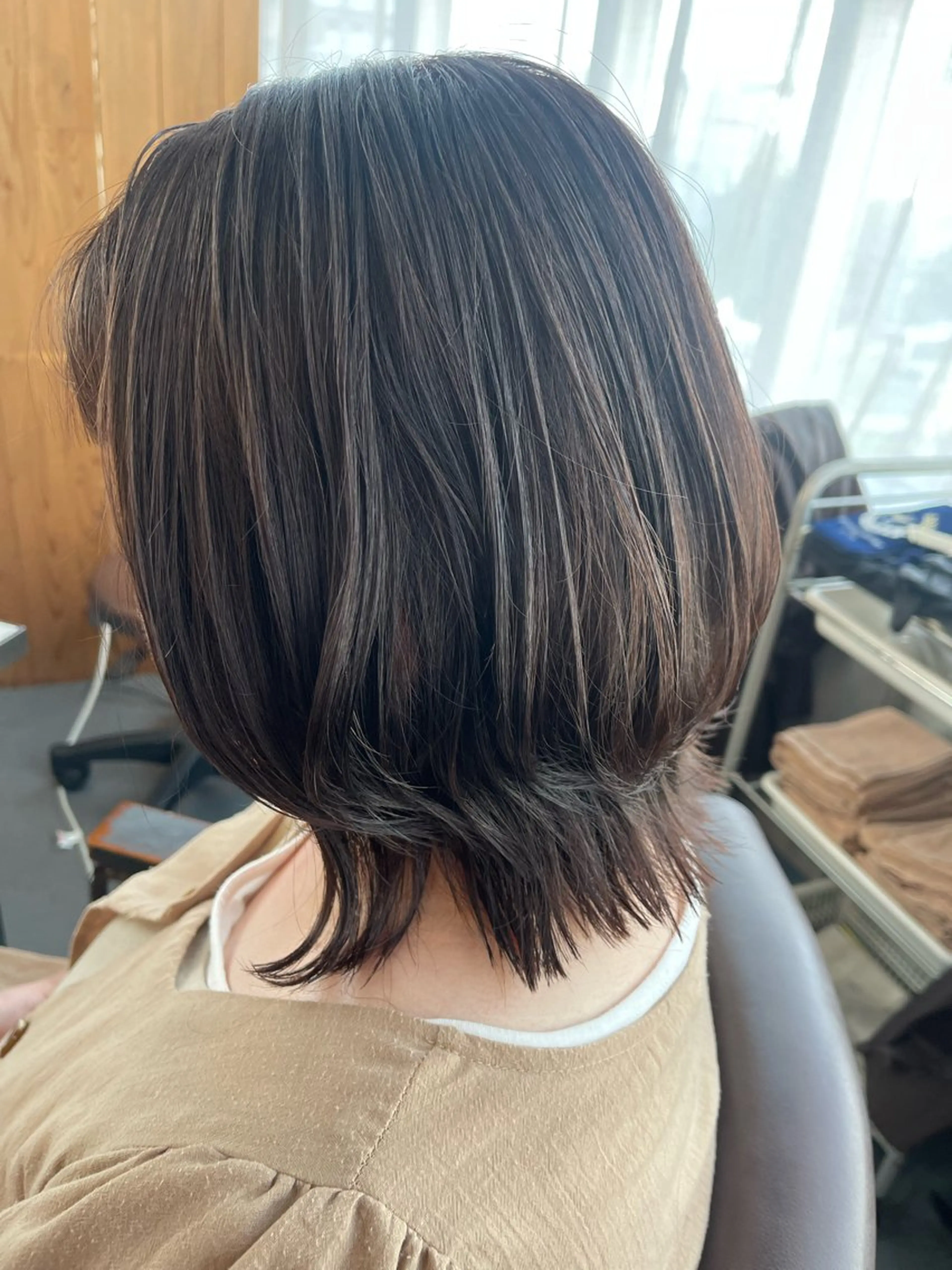 ミディアム レイヤーカット 外ハネヘア ウルフカット ラム【CLAP】 🤍のヘアスタイル