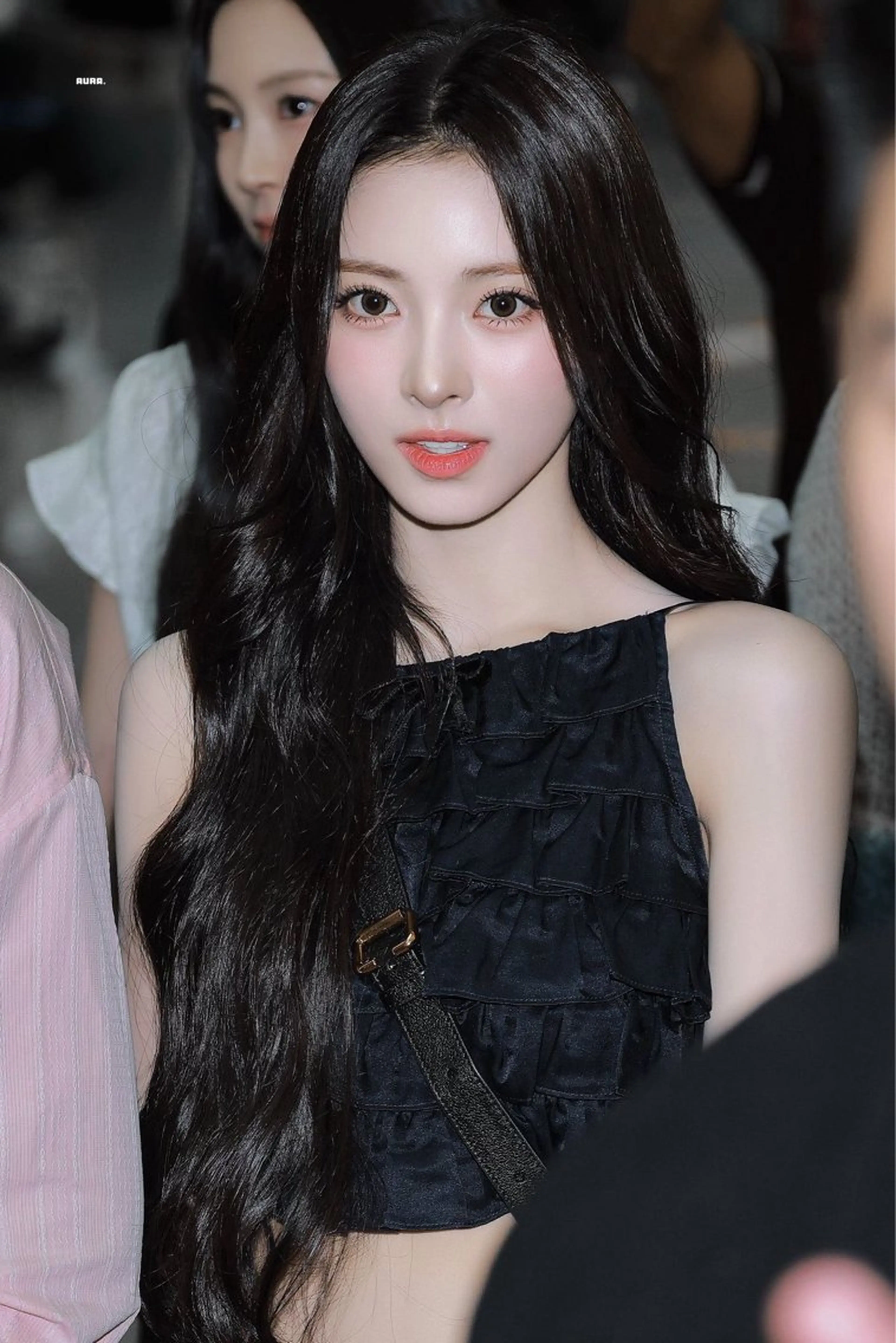 ロング カラー カット ヘアカラー 韓国風暗髪ヘア🤍 🫧MIREIのヘアスタイル