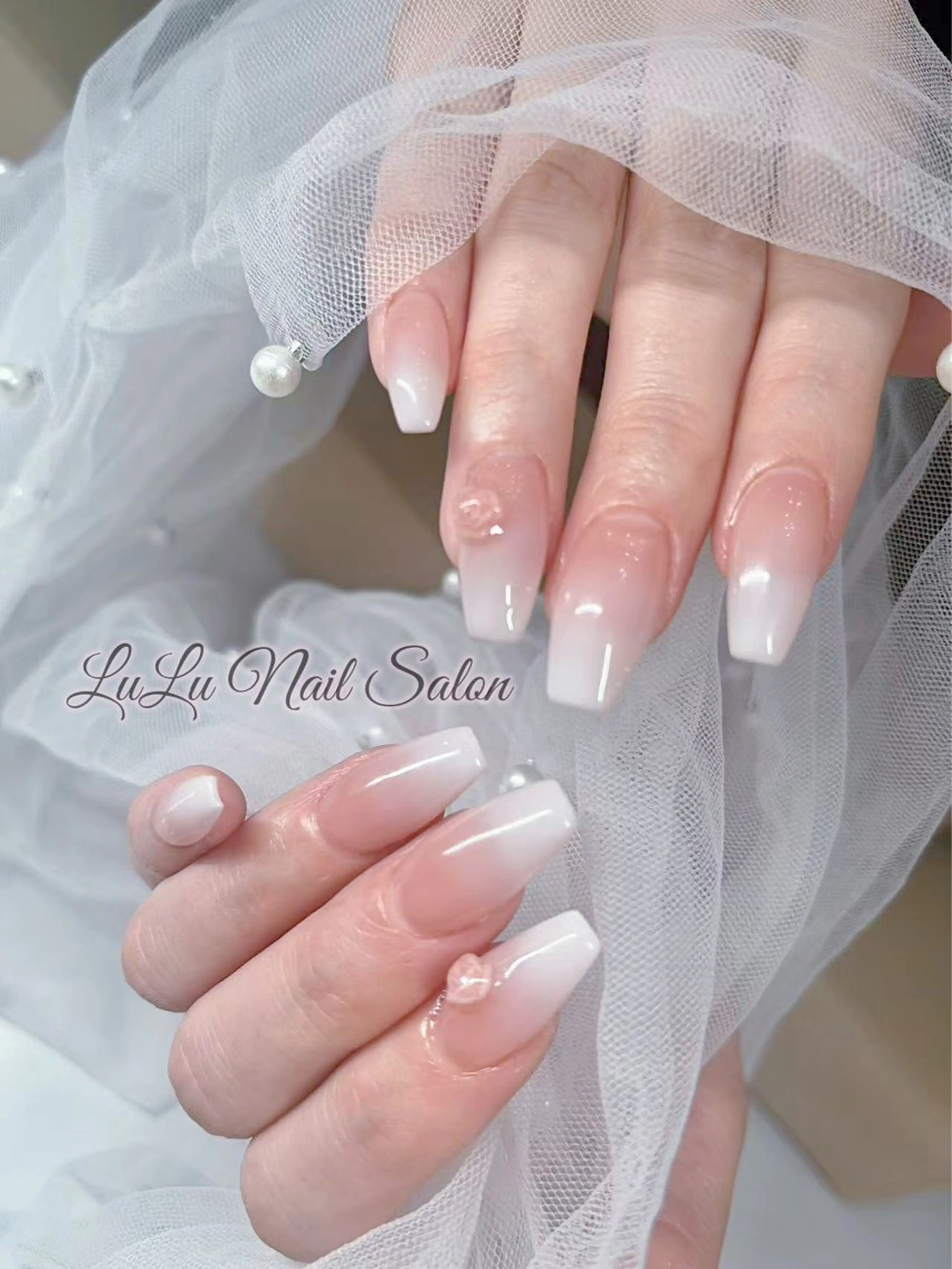 ネイル ハンドネイル LULU Nail  Salon 新宿所属・LU LU NailSalonのネイルデザイン