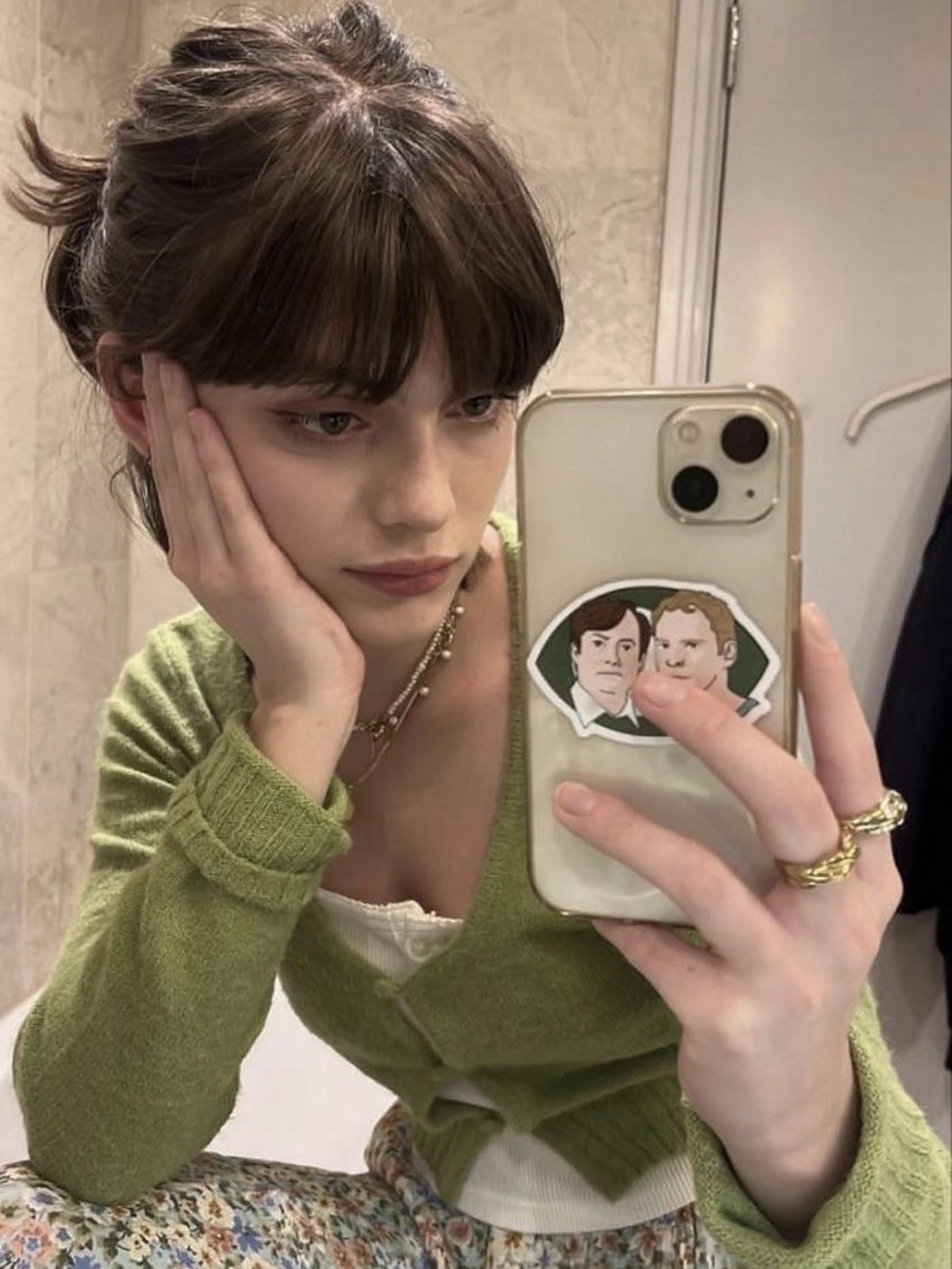 セミロング カラー カット ヘアカラー ナチュラル大人っぽい スタイル　MAORIのヘアスタイル