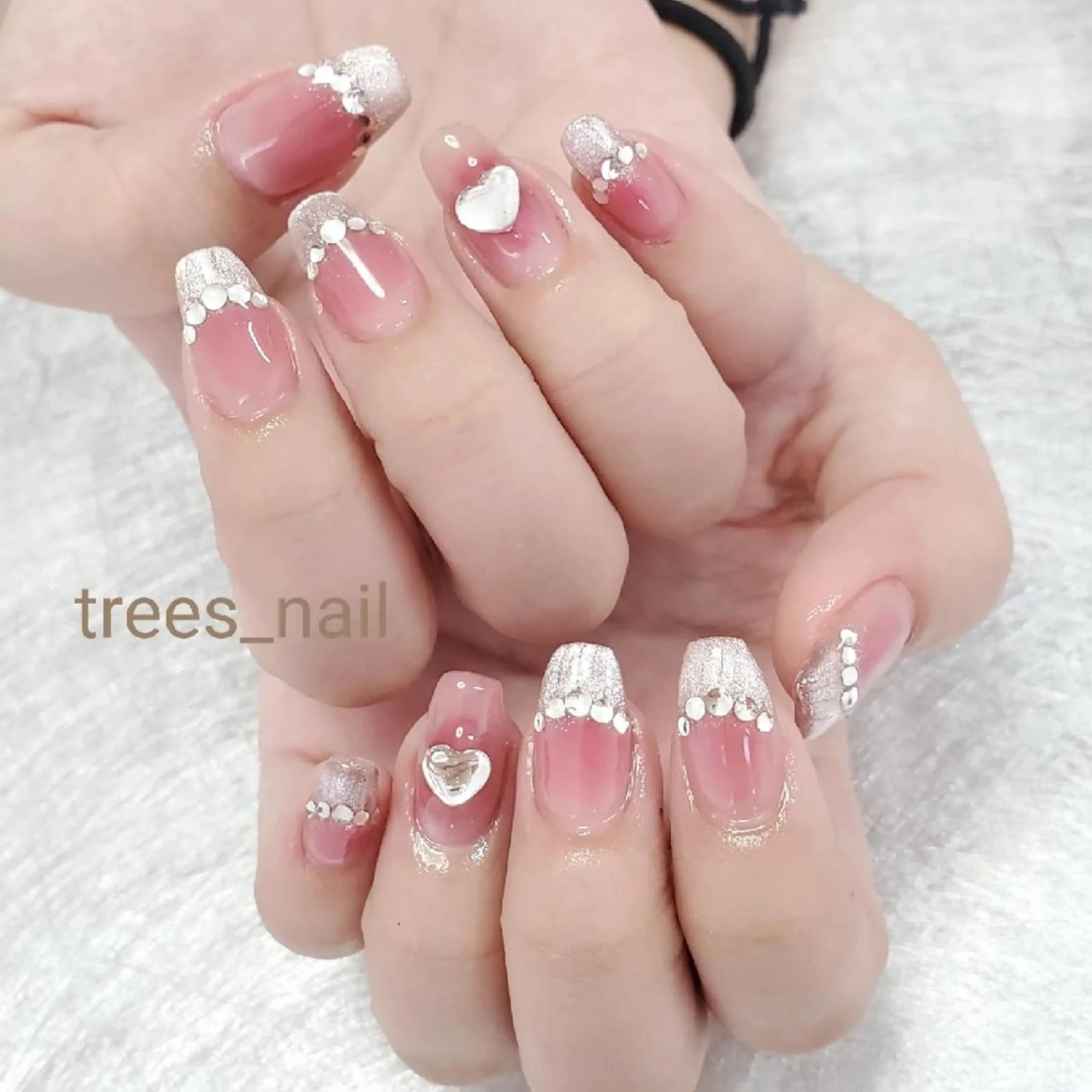 ネイル trees_ nailのネイルデザイン