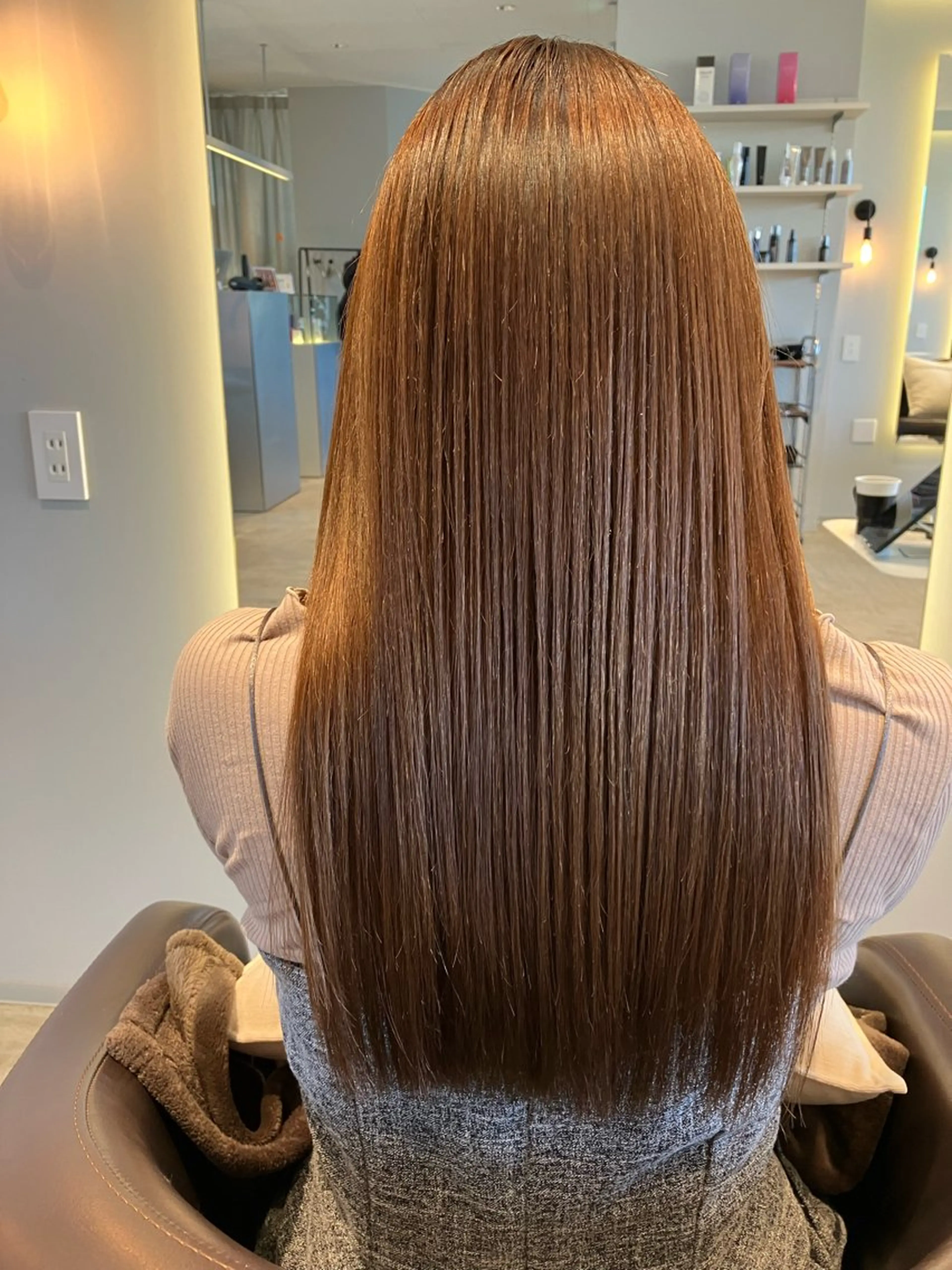 カラー ベージュカラー オリーブベージュ ヘアカラー トリートメント OCHIAI KEISUKEのヘアスタイル