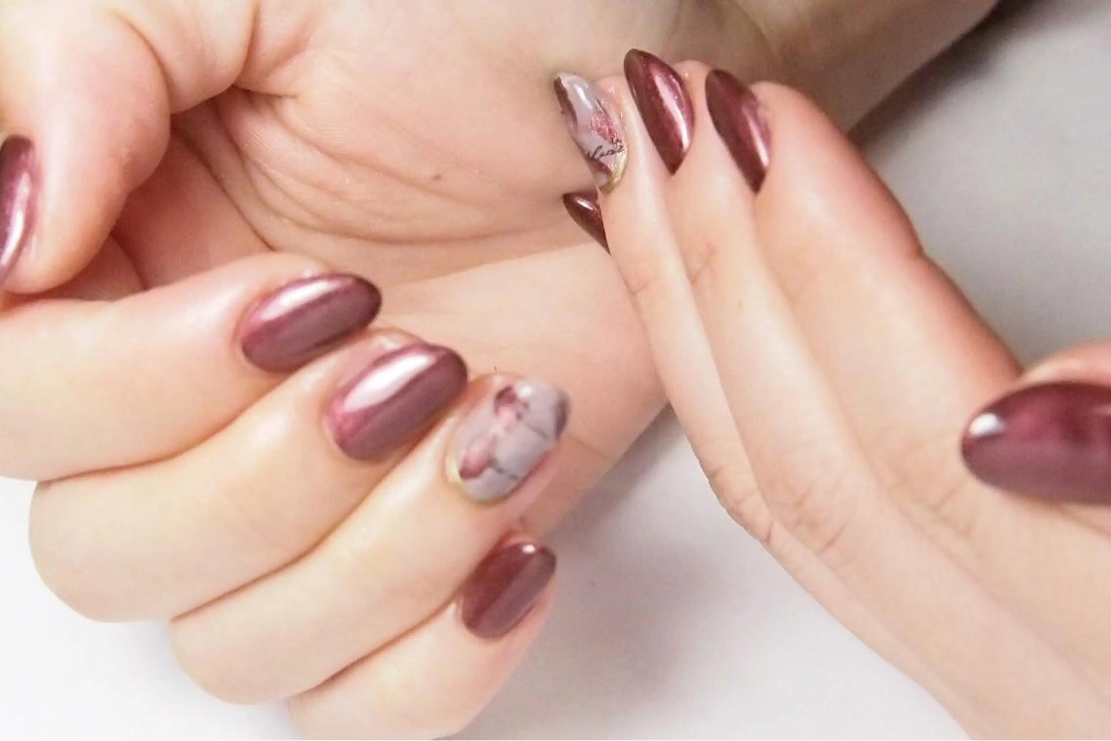 ネイル alma nailsのネイルデザイン