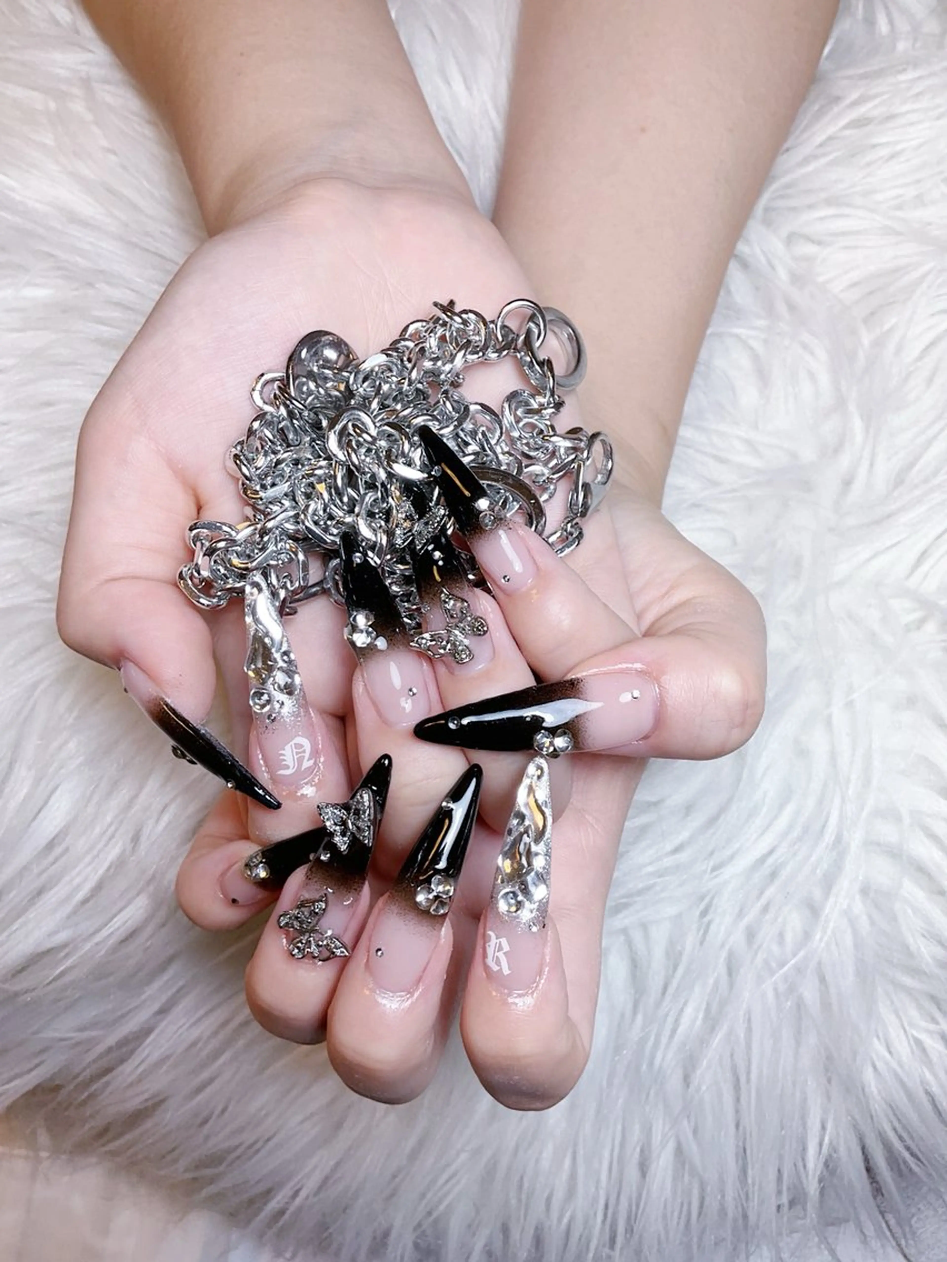 ネイル ハンドネイル 🌈Yun nail hyejin💋のネイルデザイン