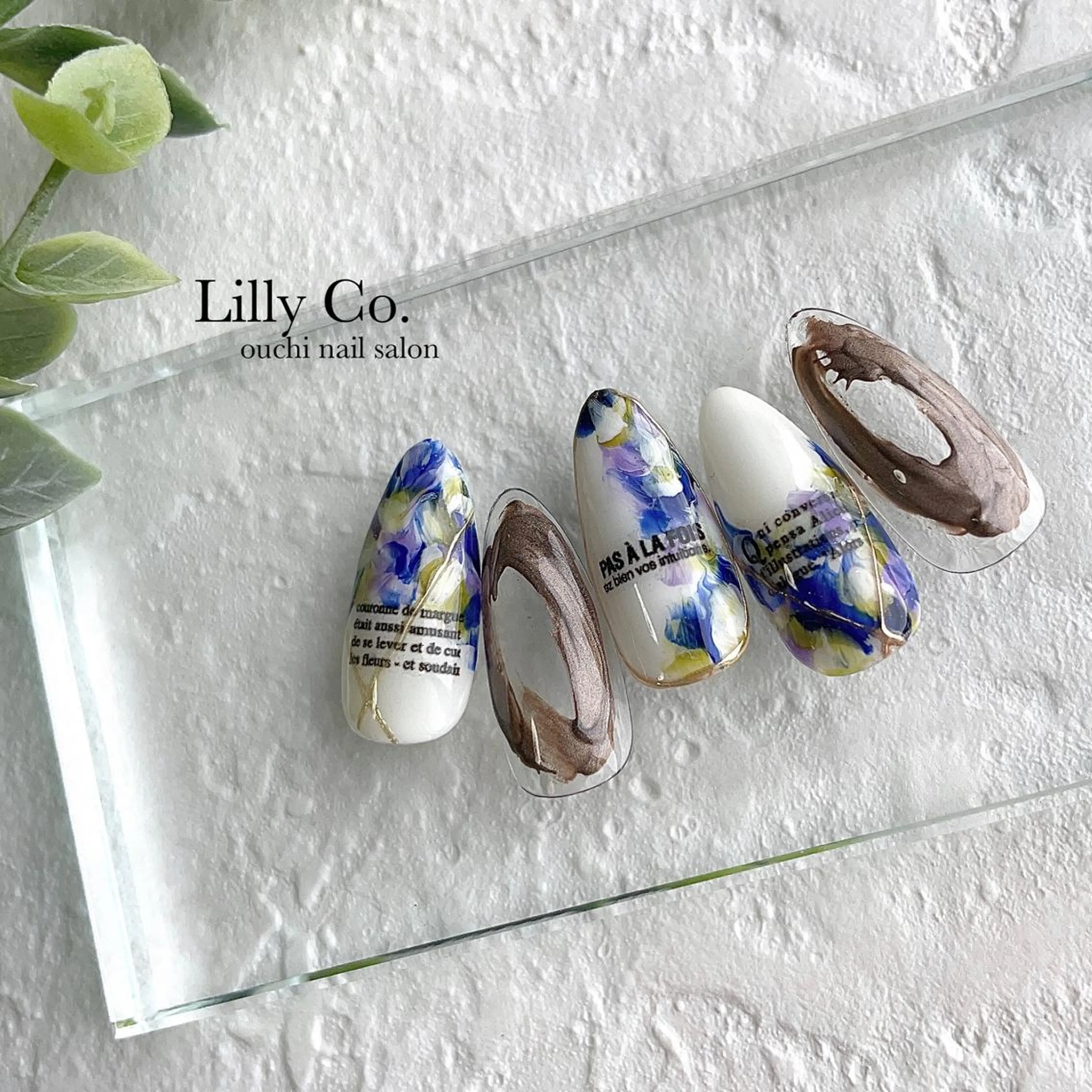 ネイル アートネイル フラワーネイル ハンドネイル ハンドケア Lilly Co.のネイルデザイン