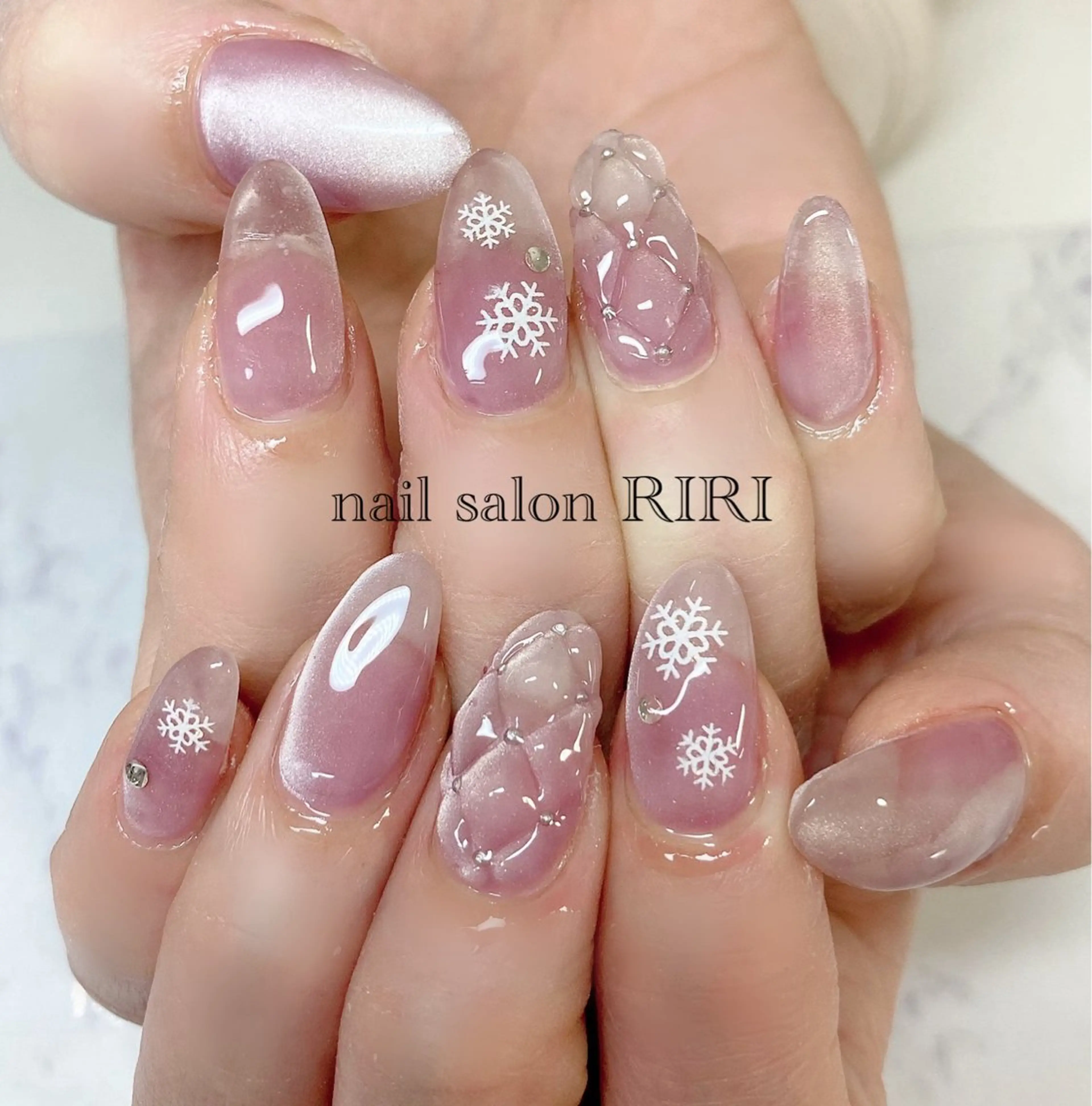 ネイル マグネットネイル private  nail  salon RIRI所属・RIRI リリのネイルデザイン