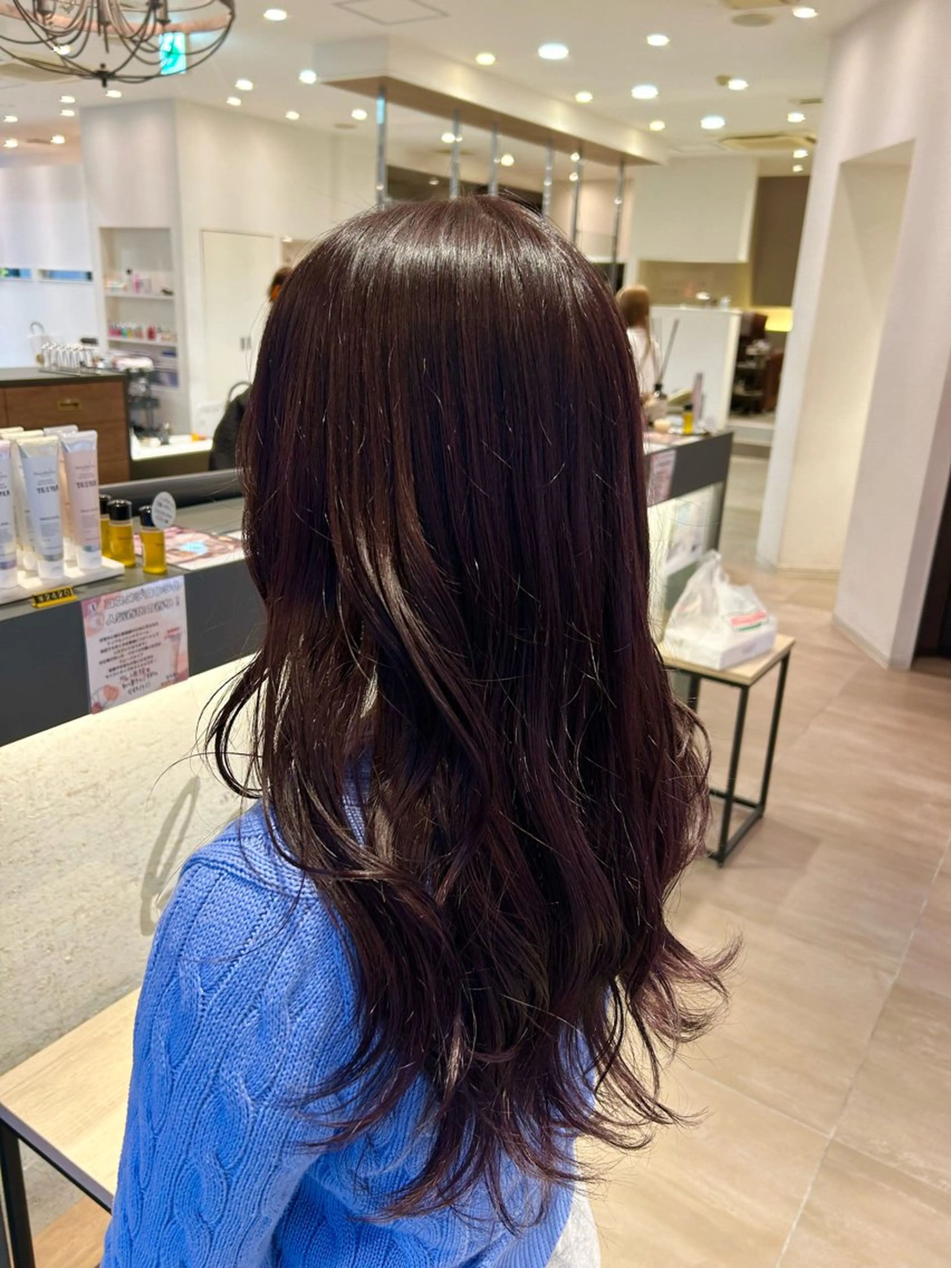 ロング 京野 美月のヘアスタイル