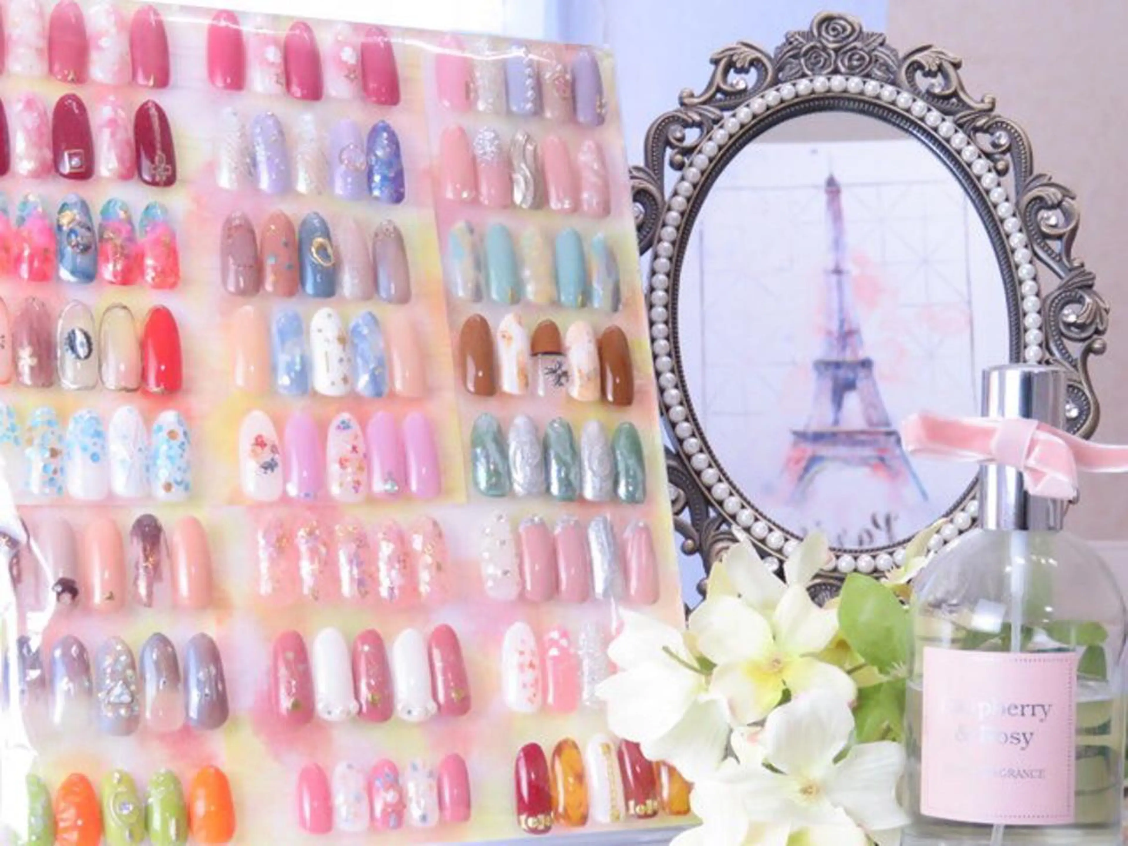 ネイル ハンドネイル マジックミラー所属・マジック ミラーのネイルデザイン