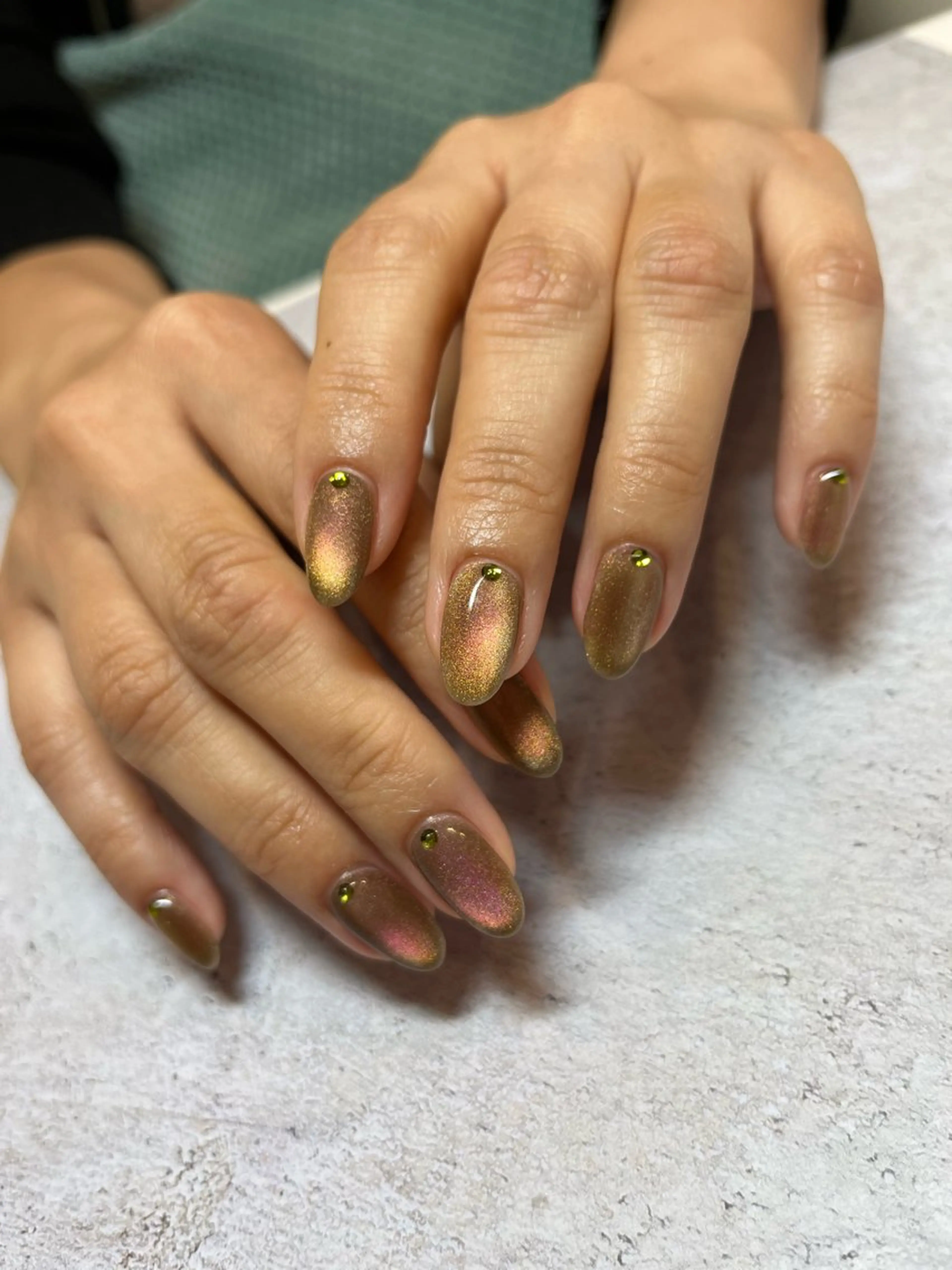 ネイル ストーンネイル ハンドネイル LINON所属・【LINON】 airiのネイルデザイン