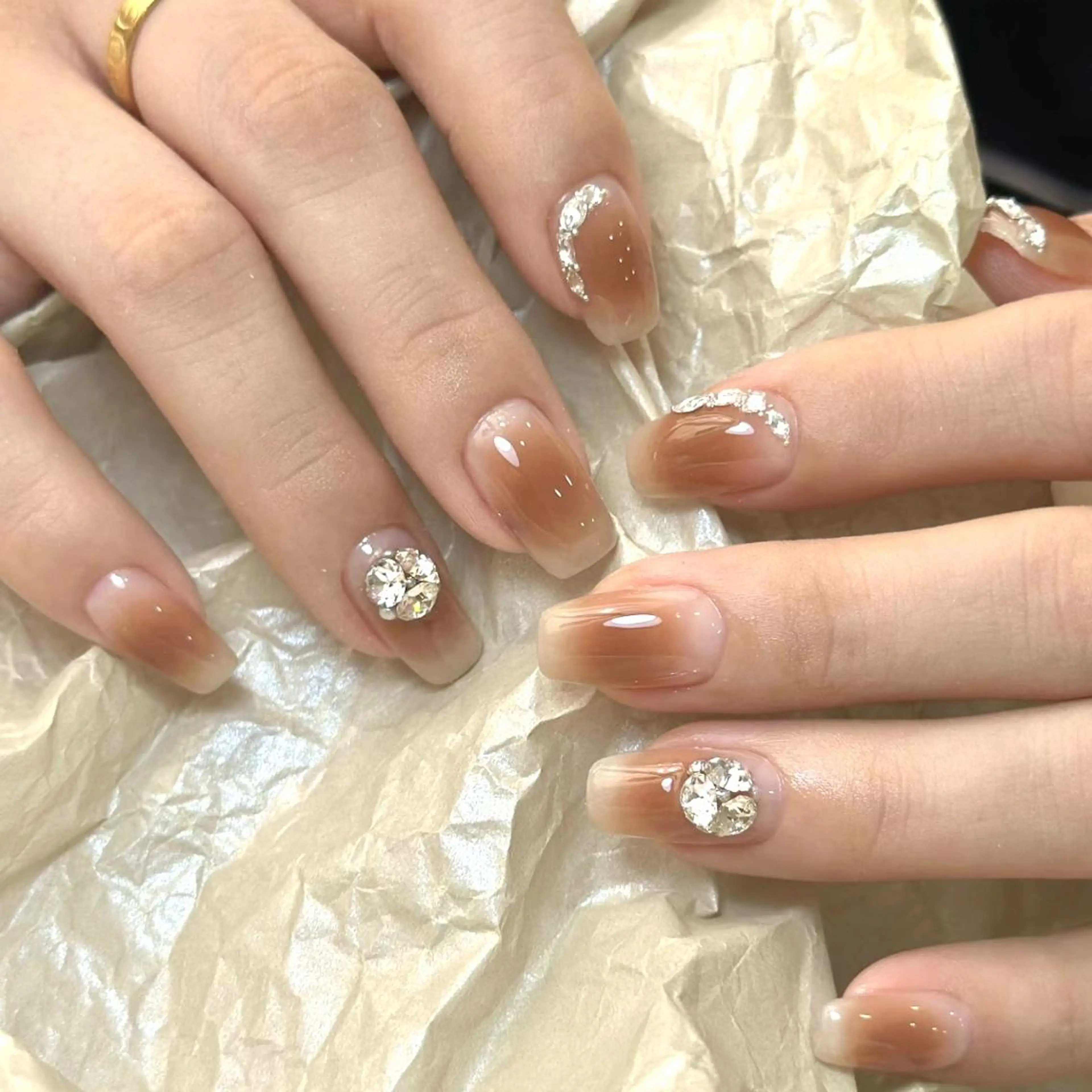 ネイル ハンドネイル RAFFINE haru🦋🩵のネイルデザイン