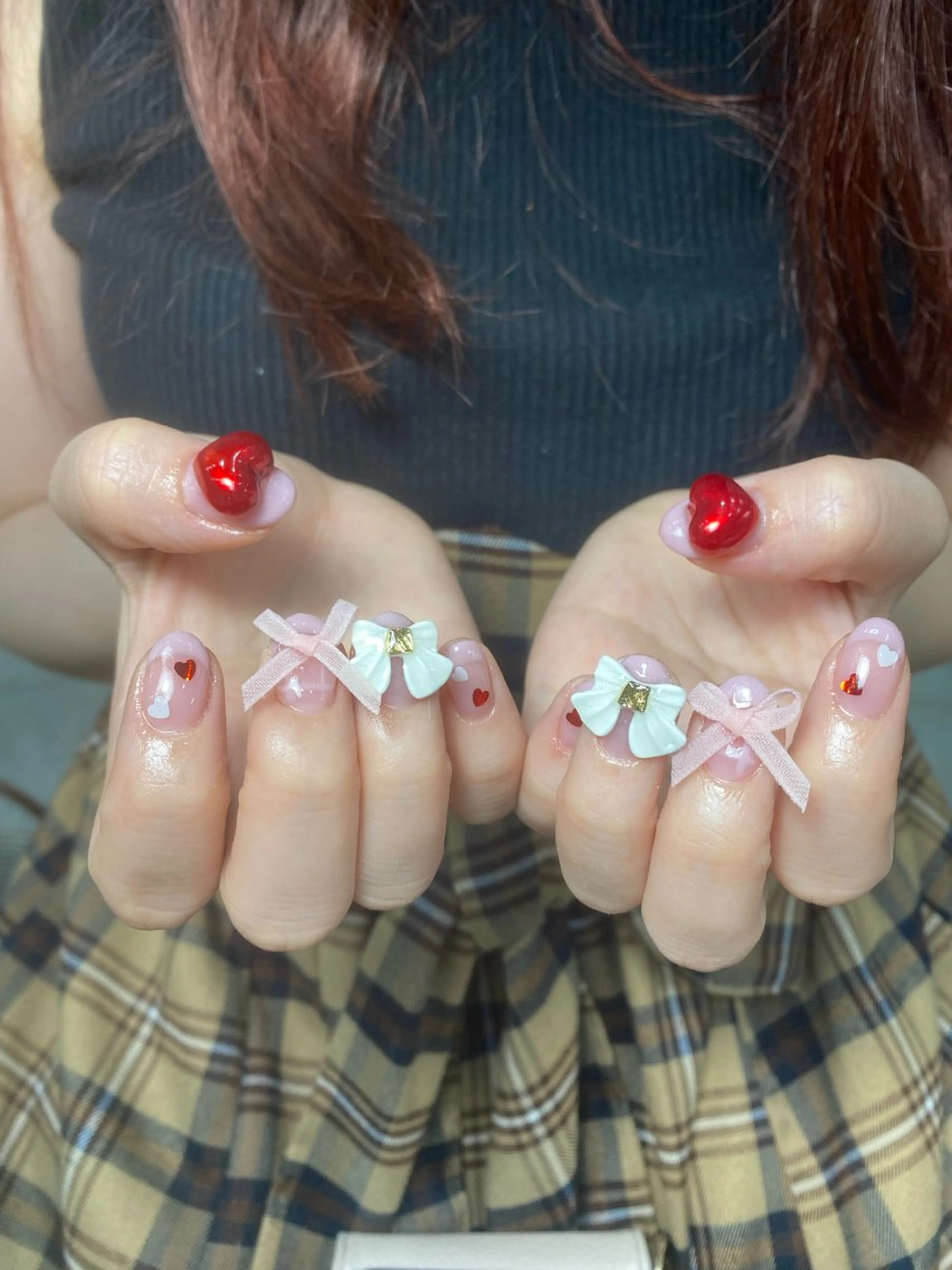 ネイル ハンドネイル ミナミ モモカのネイルデザイン