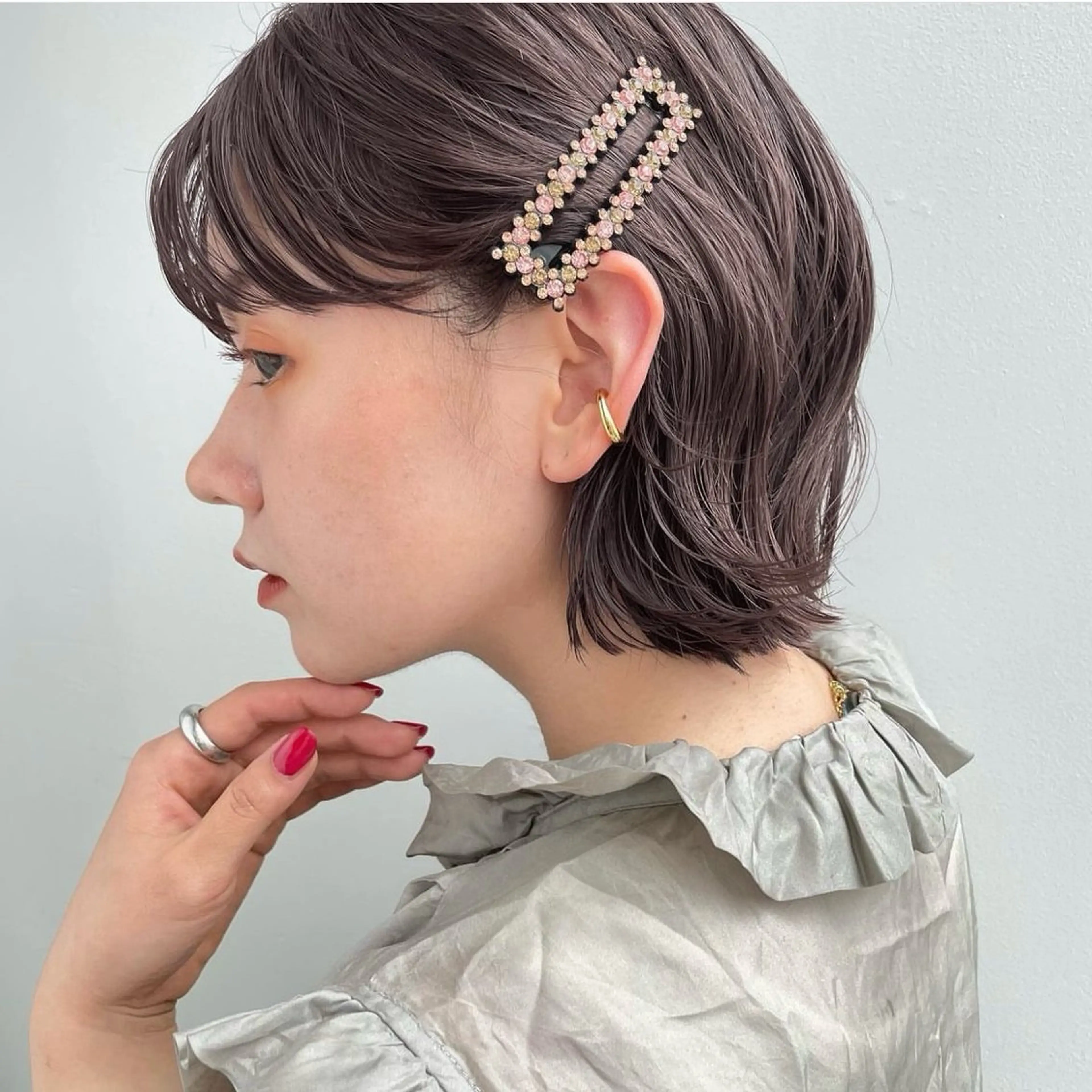 ミディアム カラー ヘアアレンジ カット ヘアカラー トリートメント ヘッドスパ ヘアセット 【柔らか透明感✨/ 似合せ前髪】大石葉月のヘアスタイル