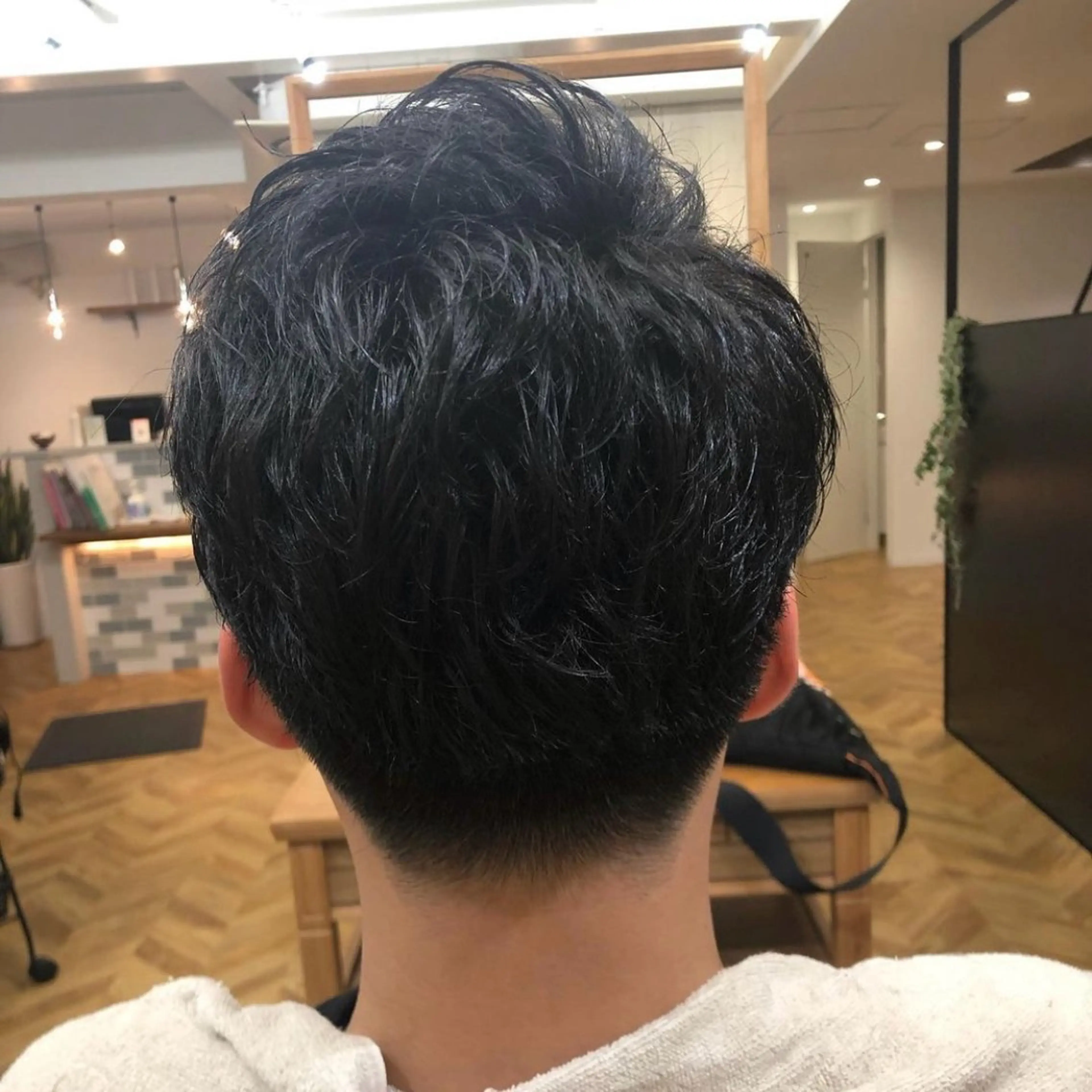 ショート メンズ 西山 良波のヘアスタイル