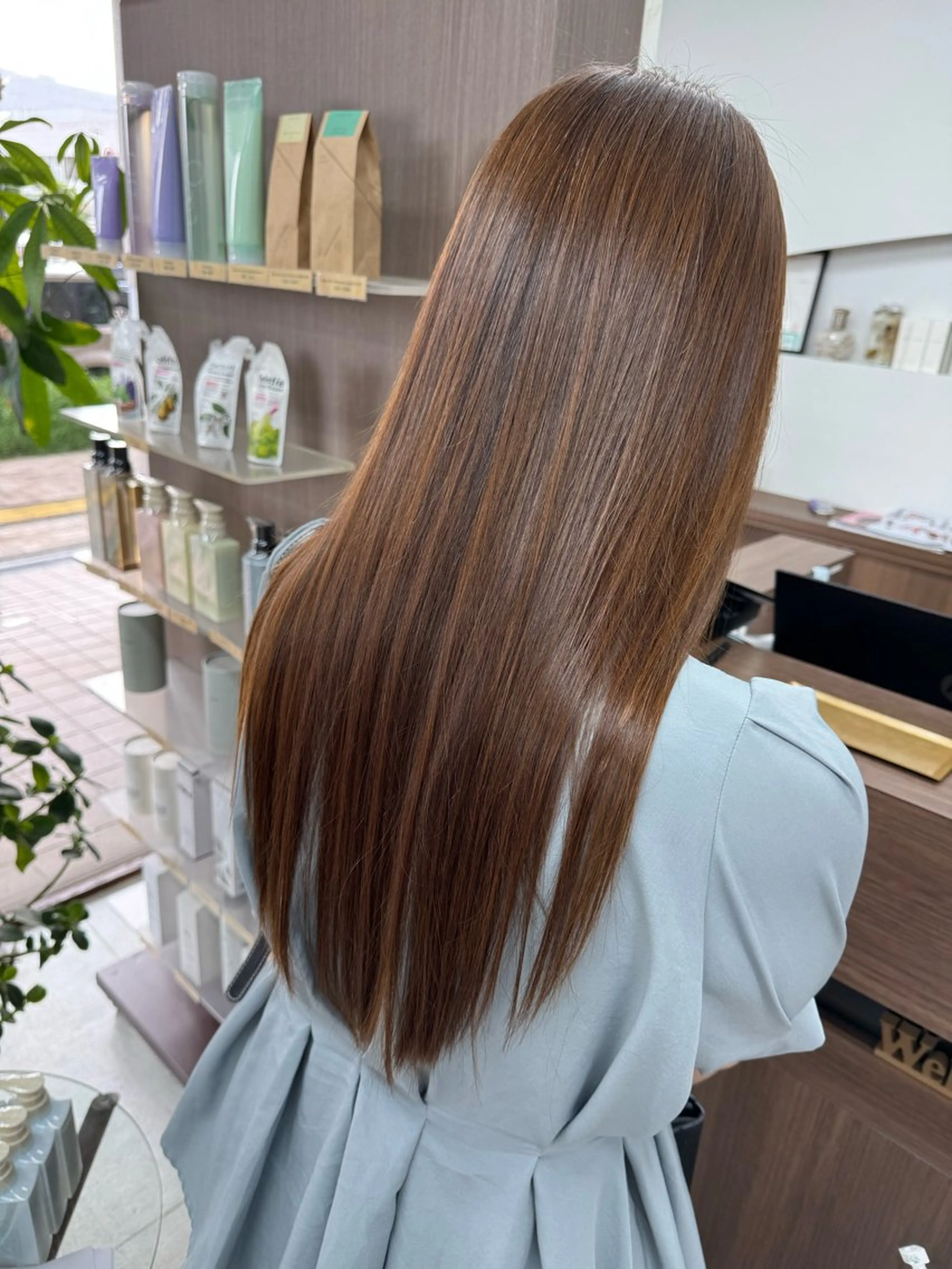 ロング カラー 縮毛矯正 トリートメント 湘南パーマ髪質改善 職人　HIROKIのヘアスタイル