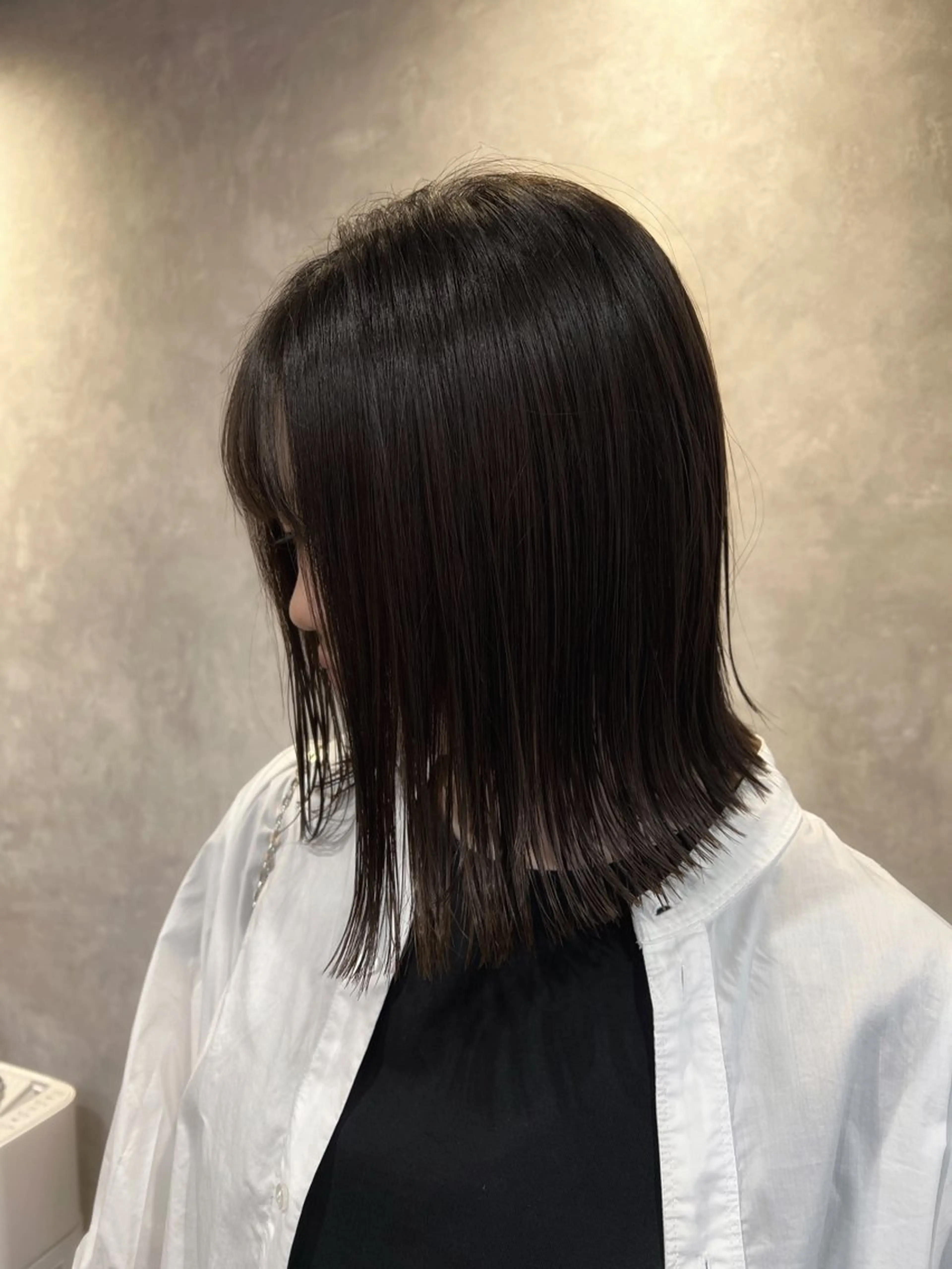 ミディアム カラー アッシュ ベージュカラー ブリーチ ブラウンカラー ケアカラー 中村 ひなたのヘアスタイル