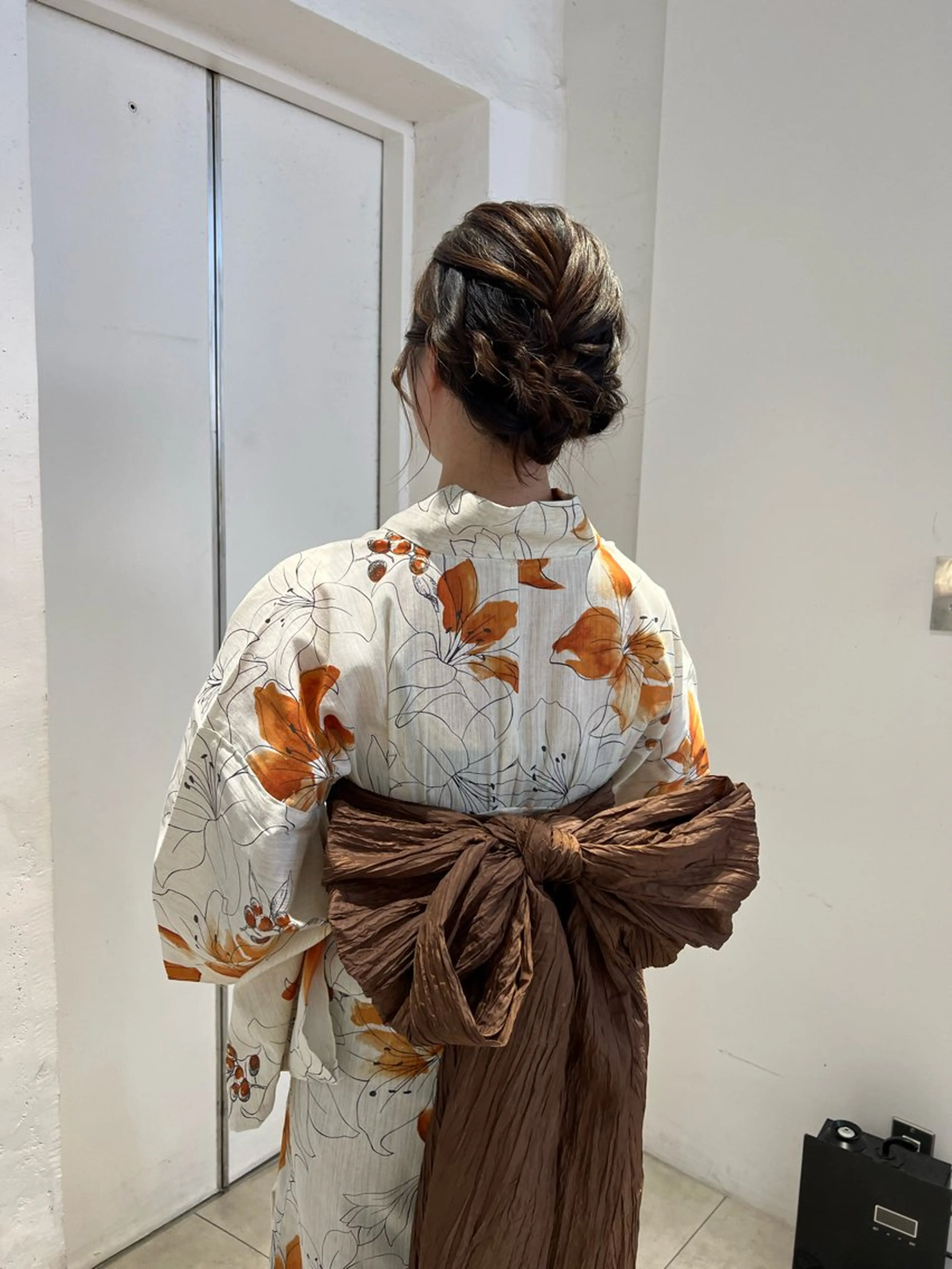 ミディアム ヘアアレンジ センターパート/ 暖色カラーayuのヘアスタイル