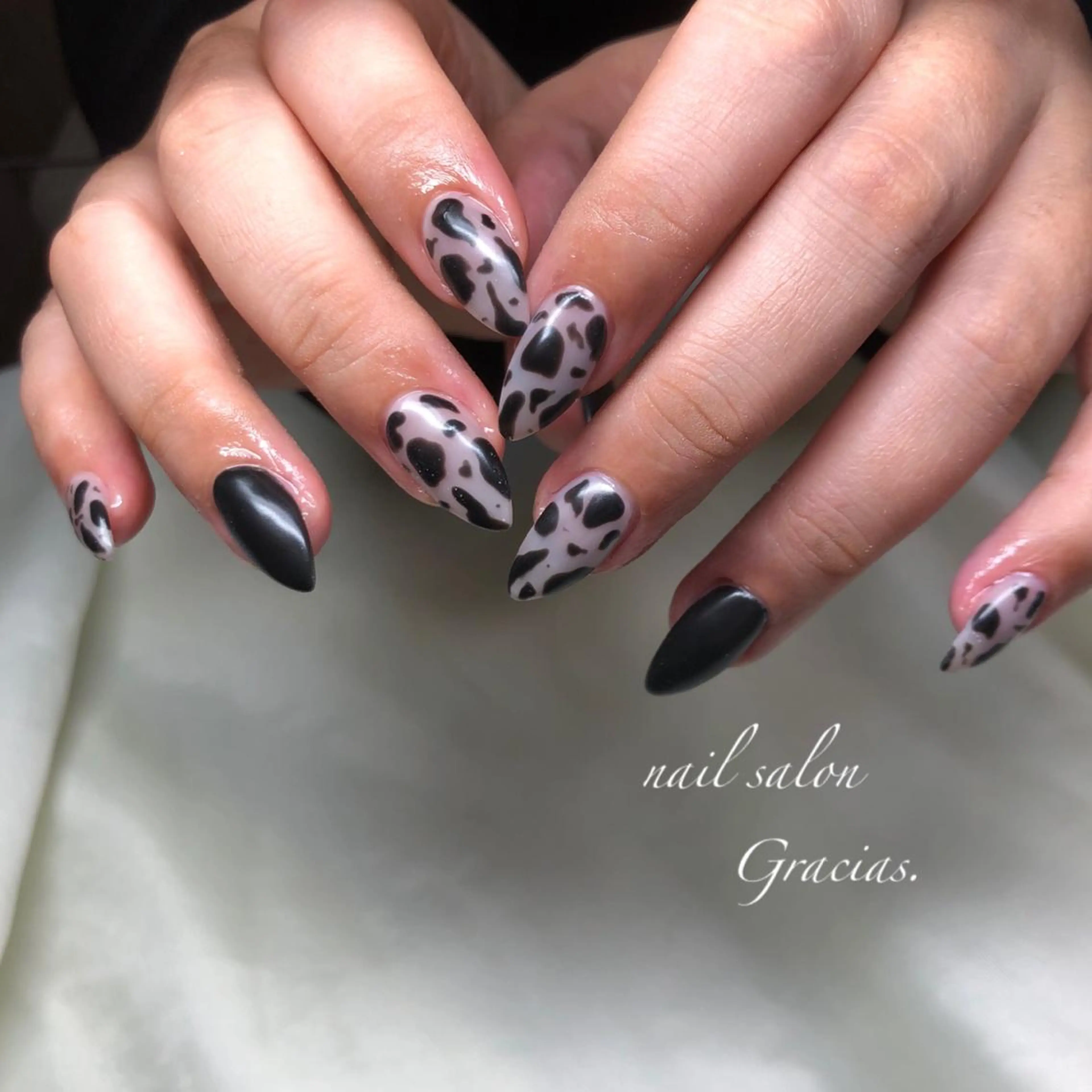 ネイル ハンドネイル Gracias. rieのネイルデザイン