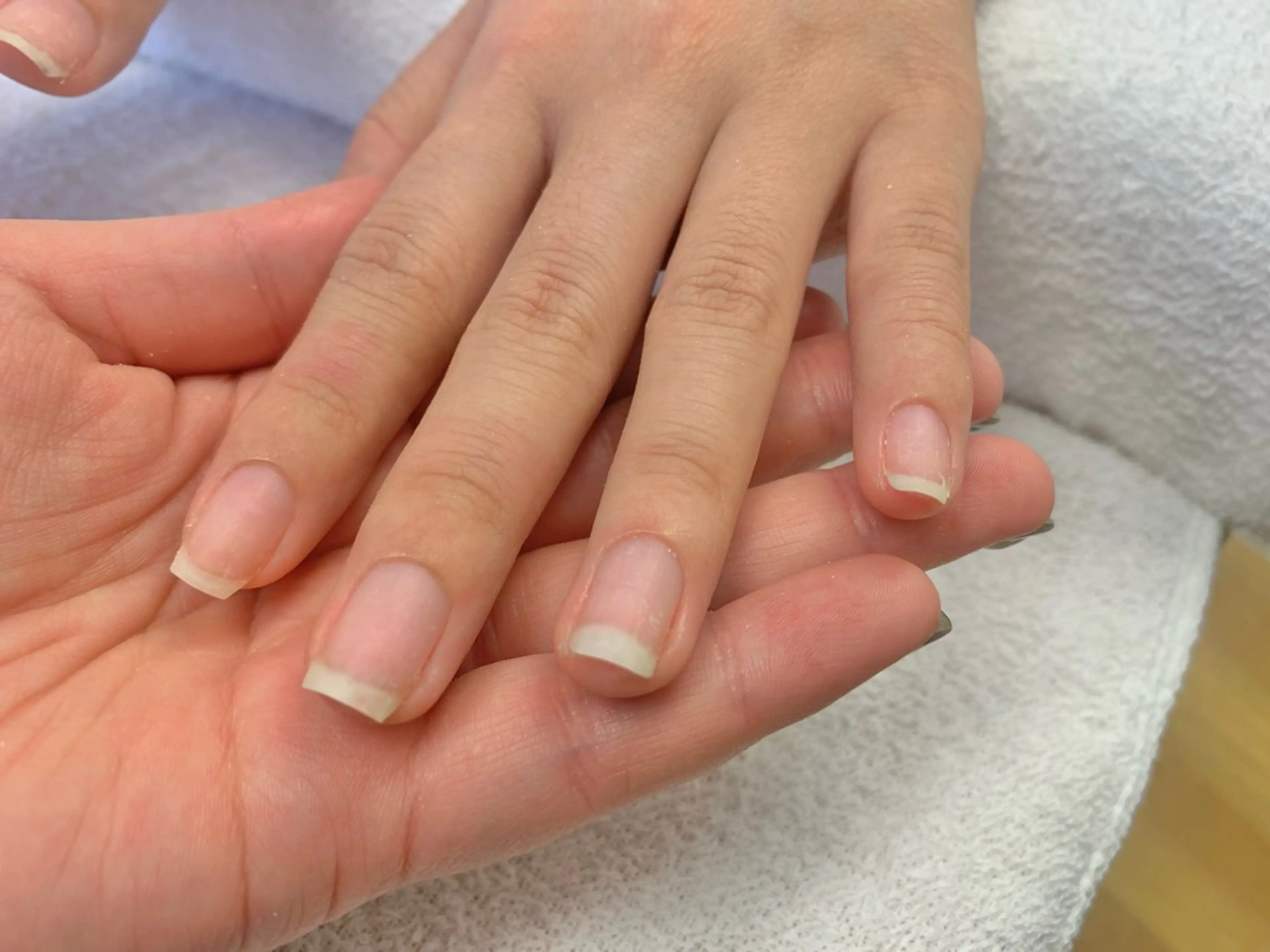 ネイル paraspa GARDEN FUKUOKA所属・パラスパガーデン福岡 Akaneのネイルデザイン