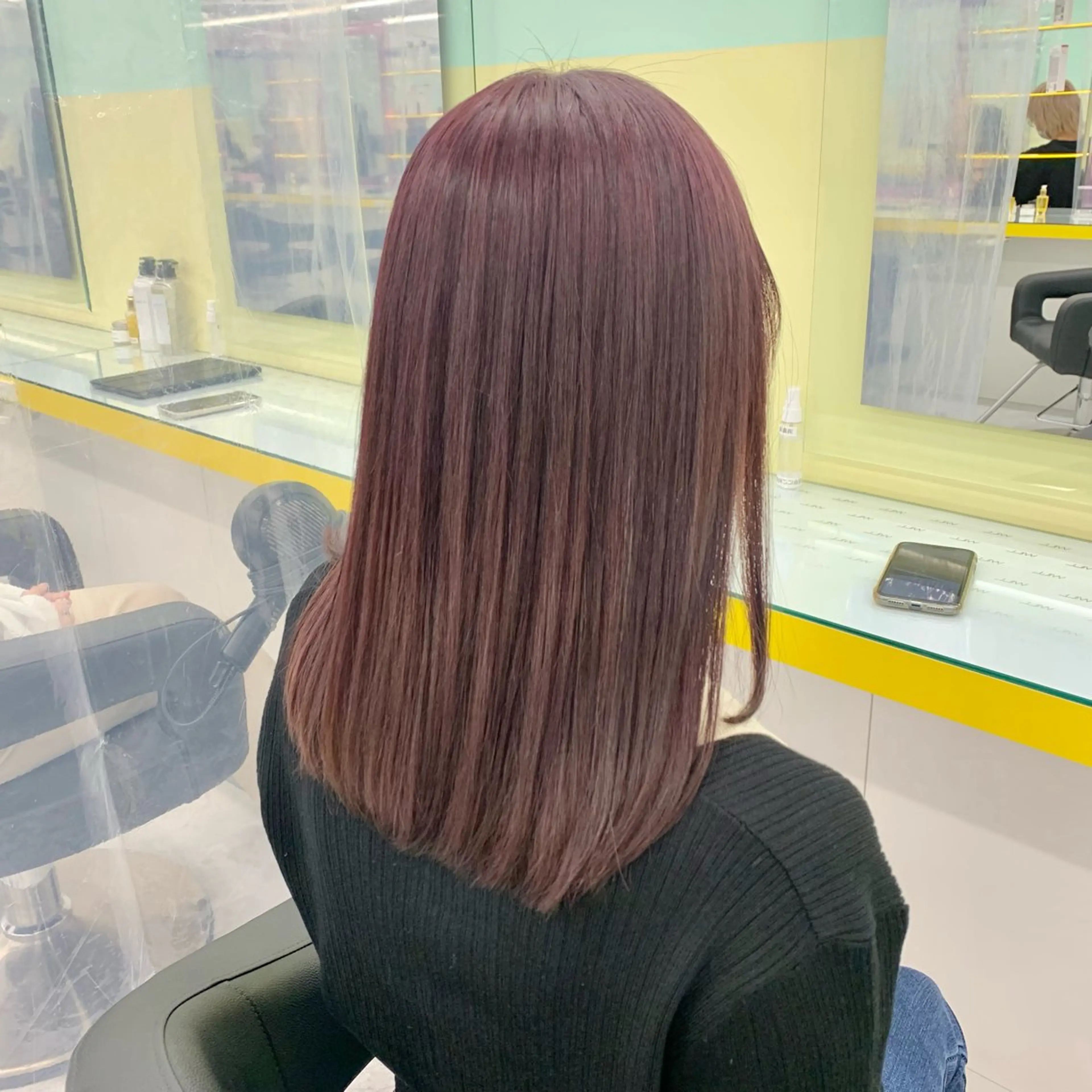 ロング カラー ハイトーンカラー 🦄レイヤーカットのヘアスタイル