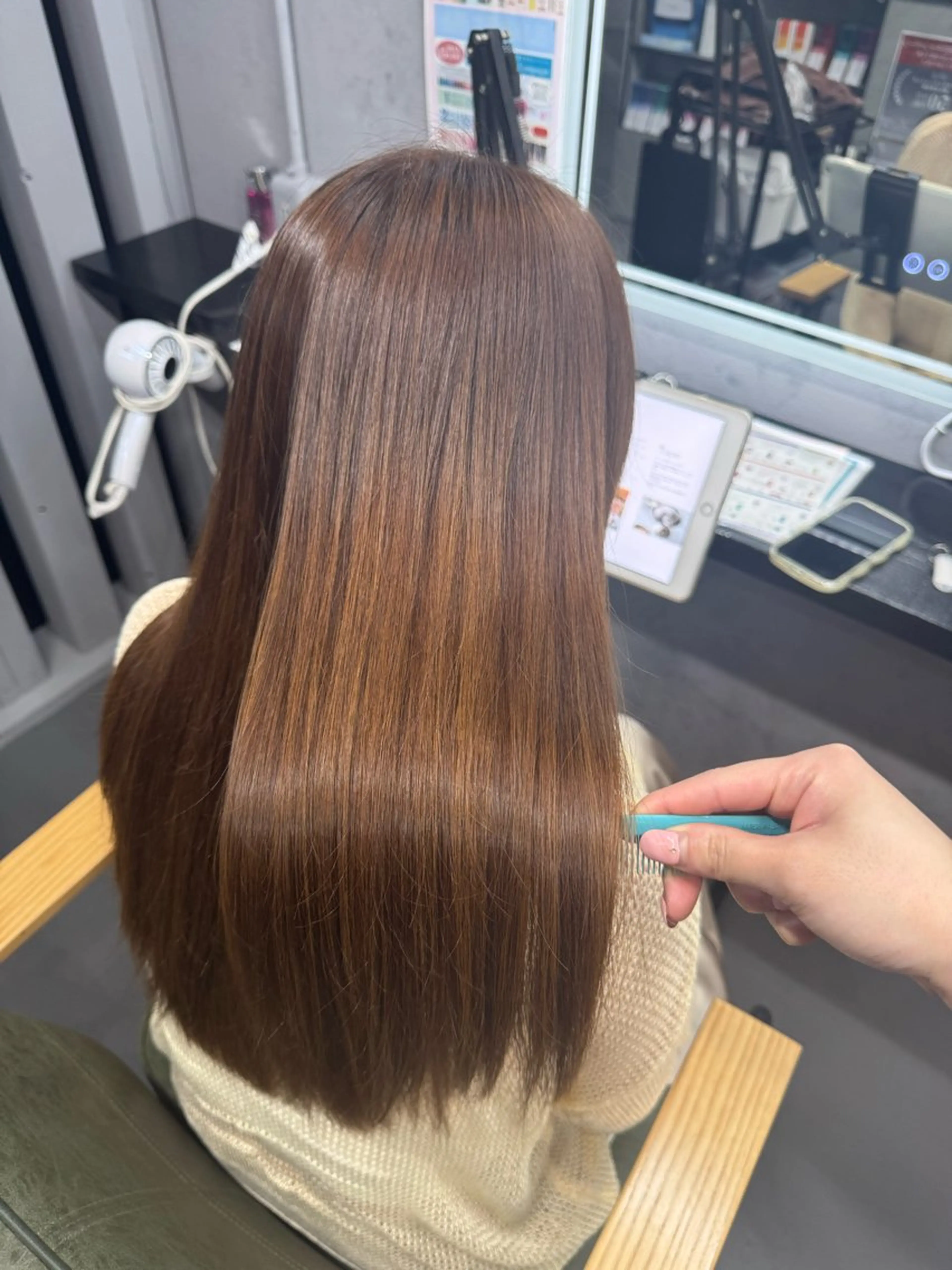 カラー ベージュカラー ヘアカラー トリートメント 籔上 凜のヘアスタイル