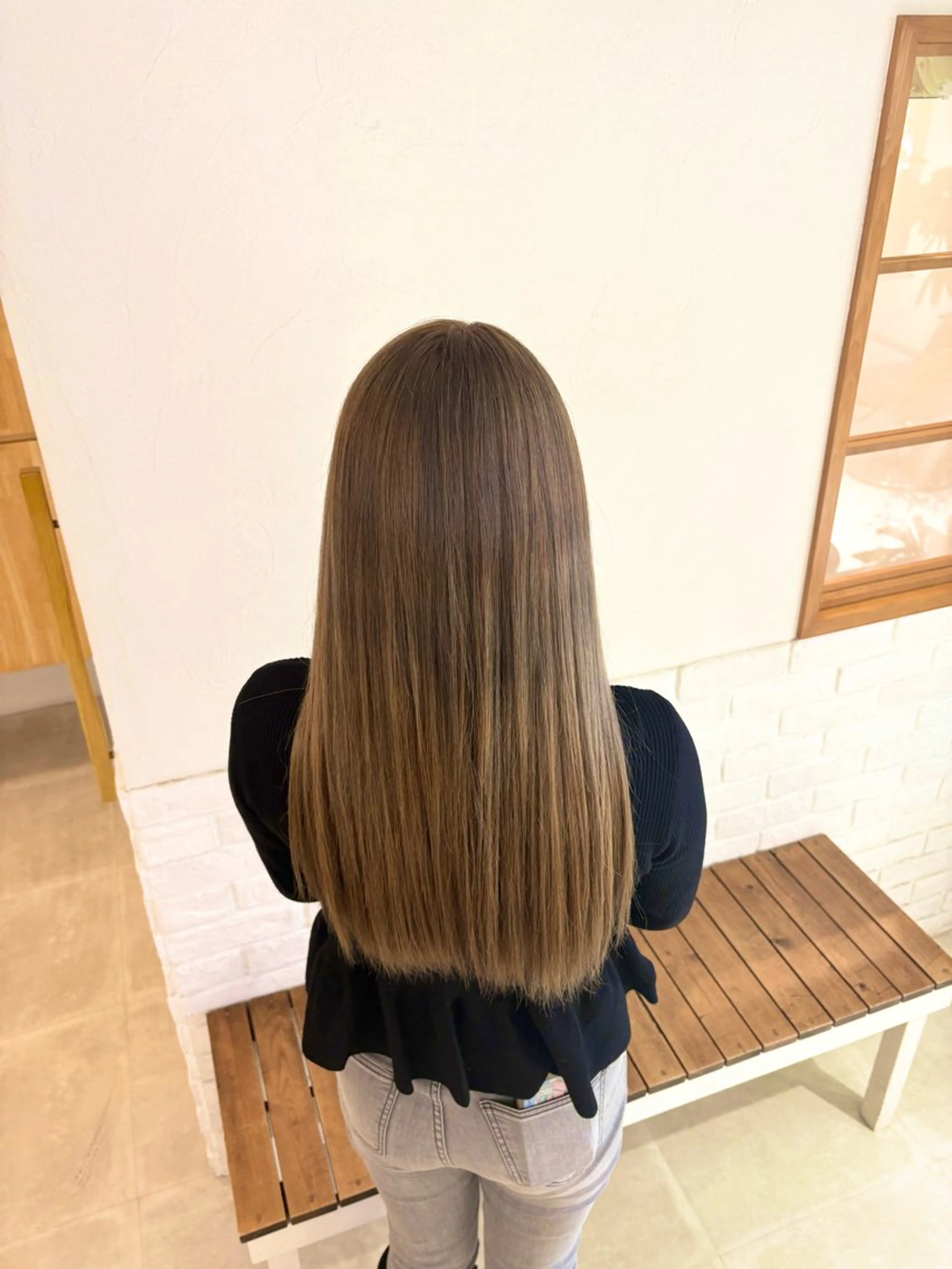 ロング カラー ダブルカラー LiLy hair design所属・大西 杏依のヘアスタイル