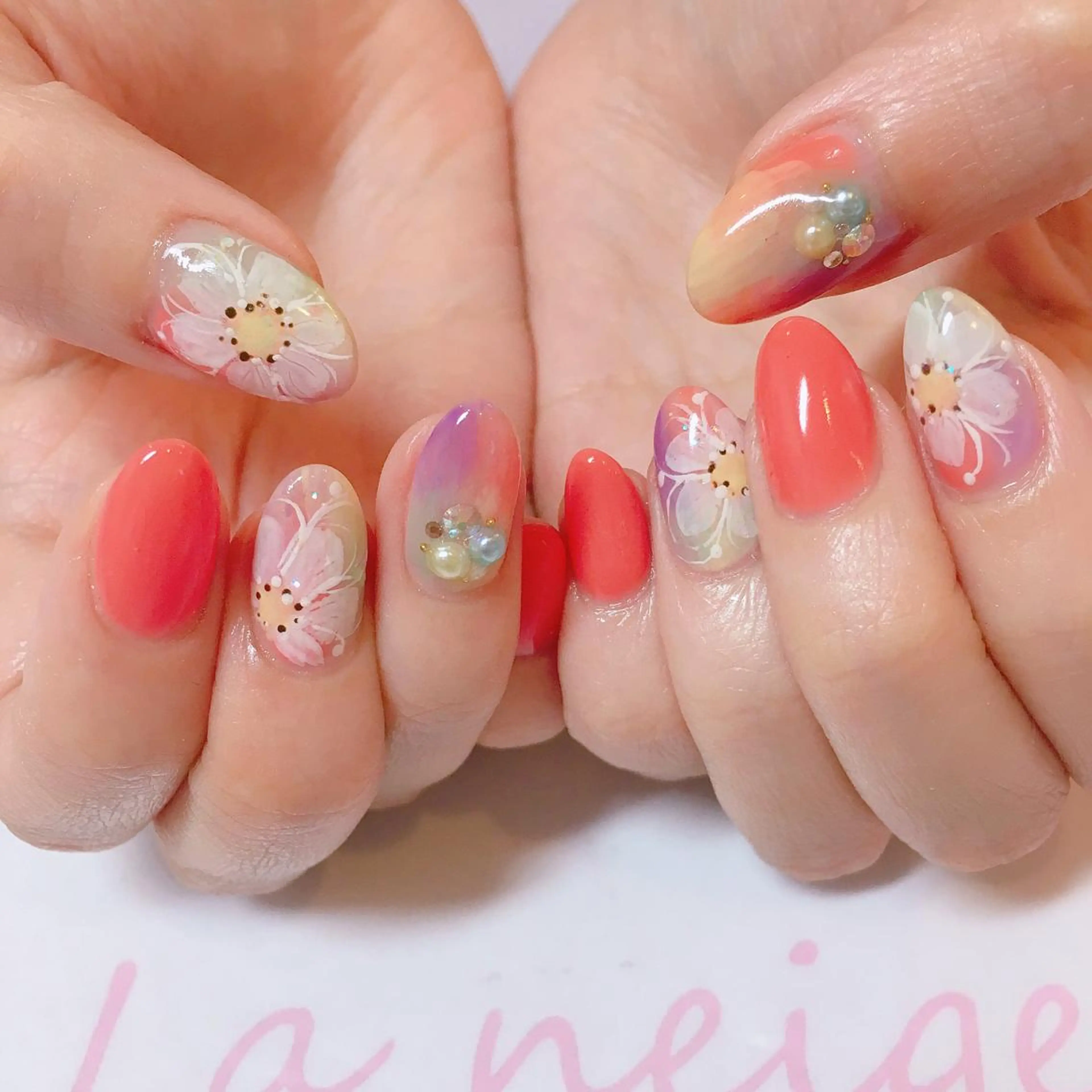 ネイル La neige* yuki 🥯🍑のネイルデザイン