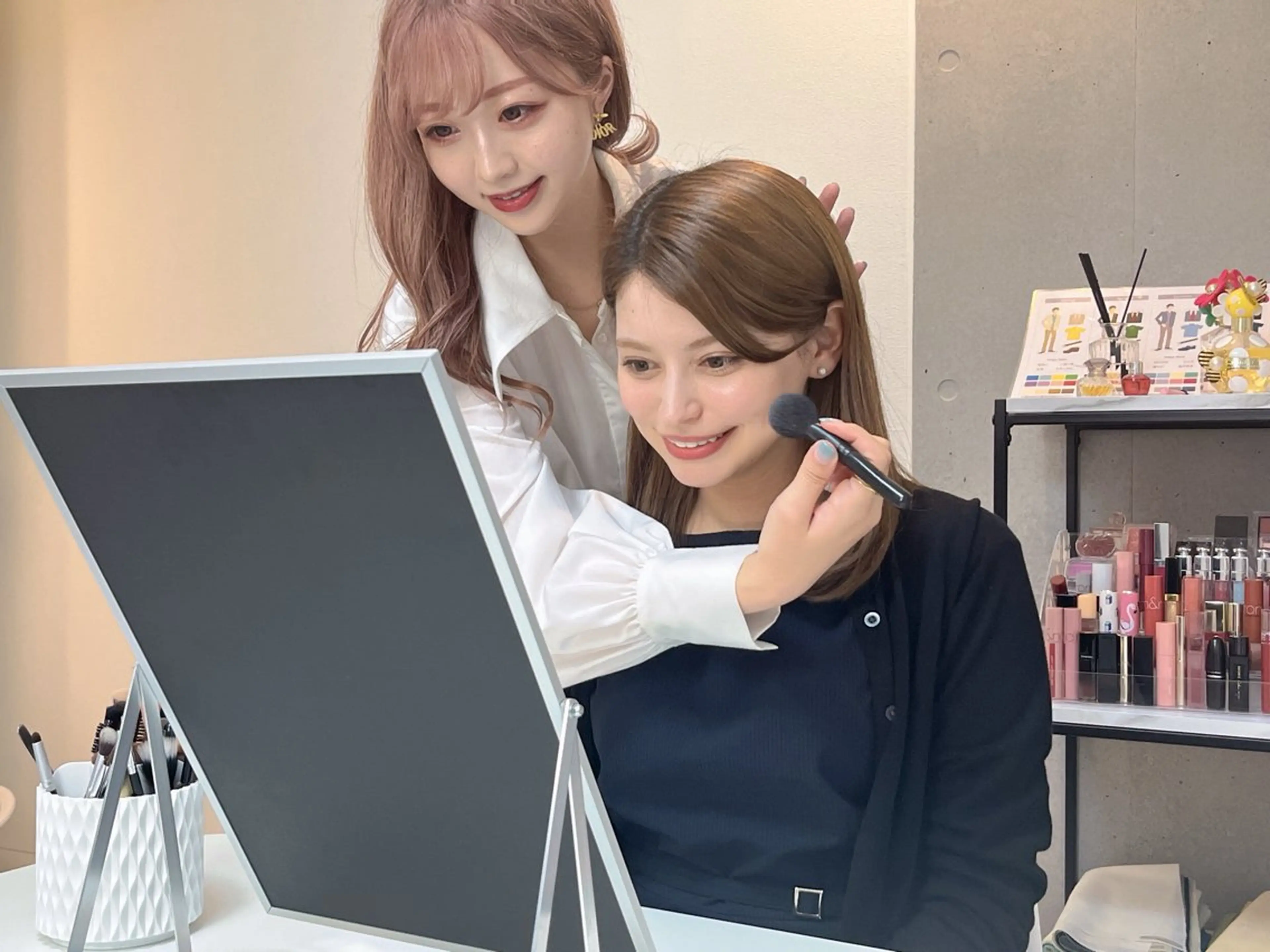 《10-20代限定》パーソナルカラー＋顔タイプ＋フルメイク　¥29000→¥26000 〈最大¥24000〉の写真