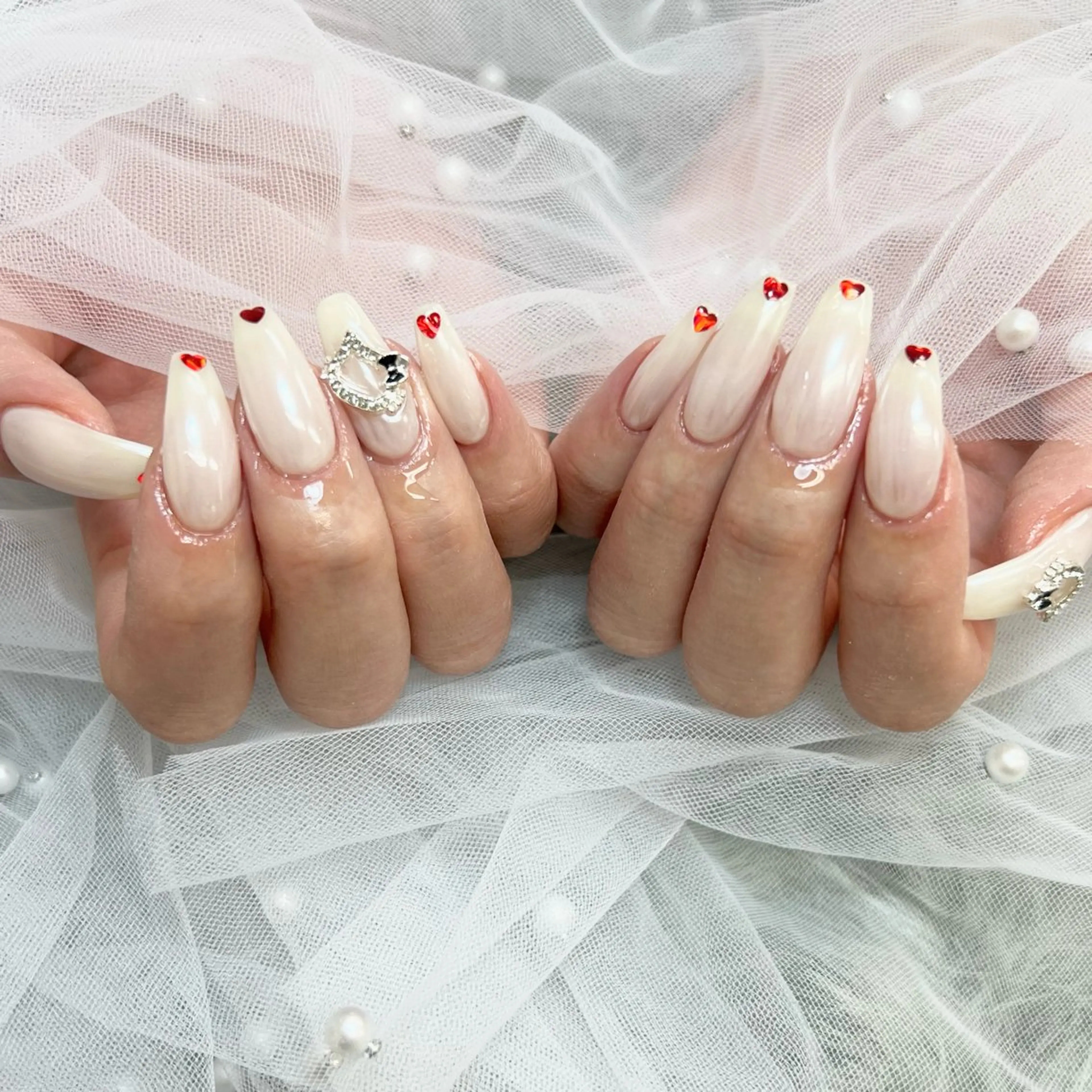 ネイル オーロラネイル ハンドネイル NANA HARUKAのネイルデザイン