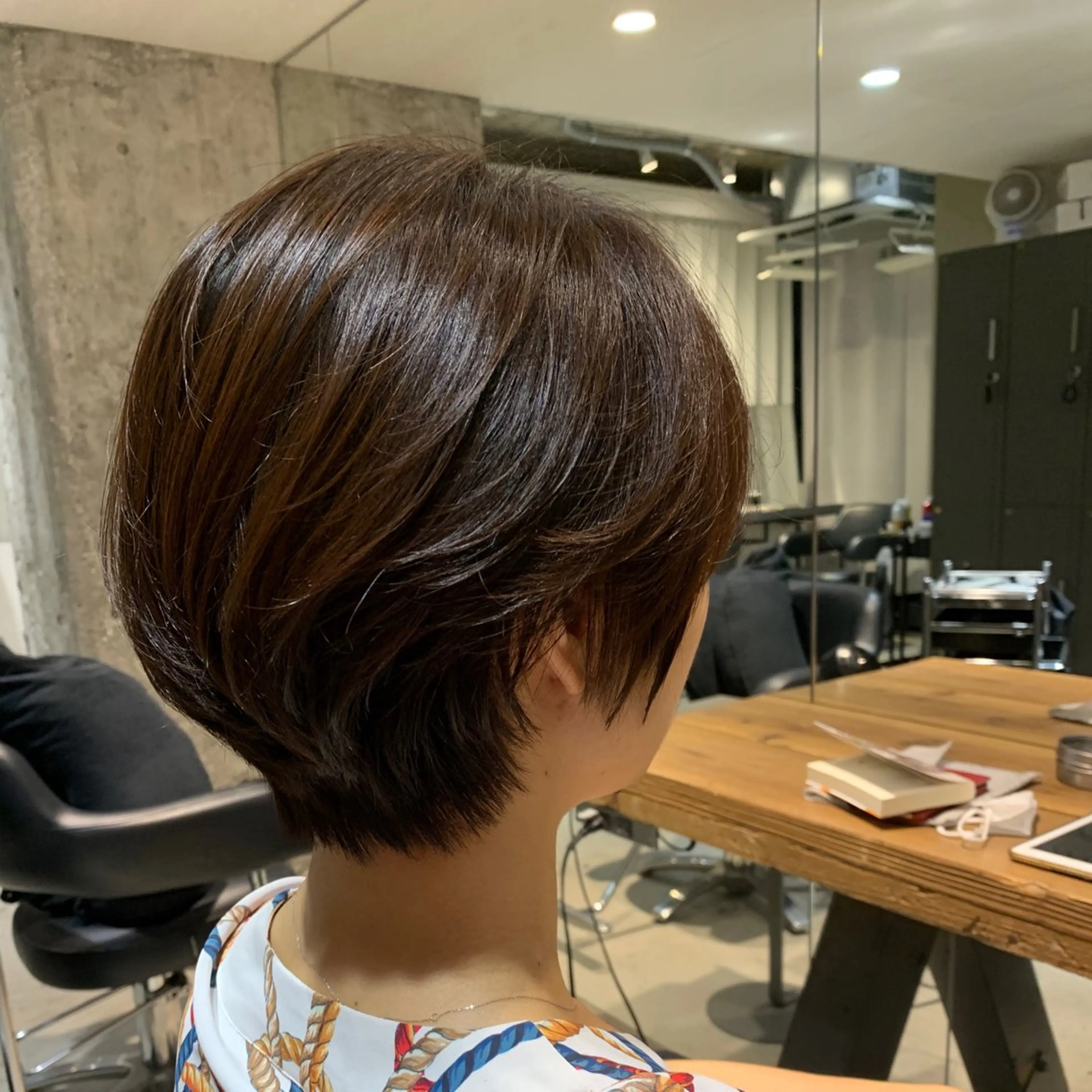 ショート カラー director tatsukiのヘアスタイル