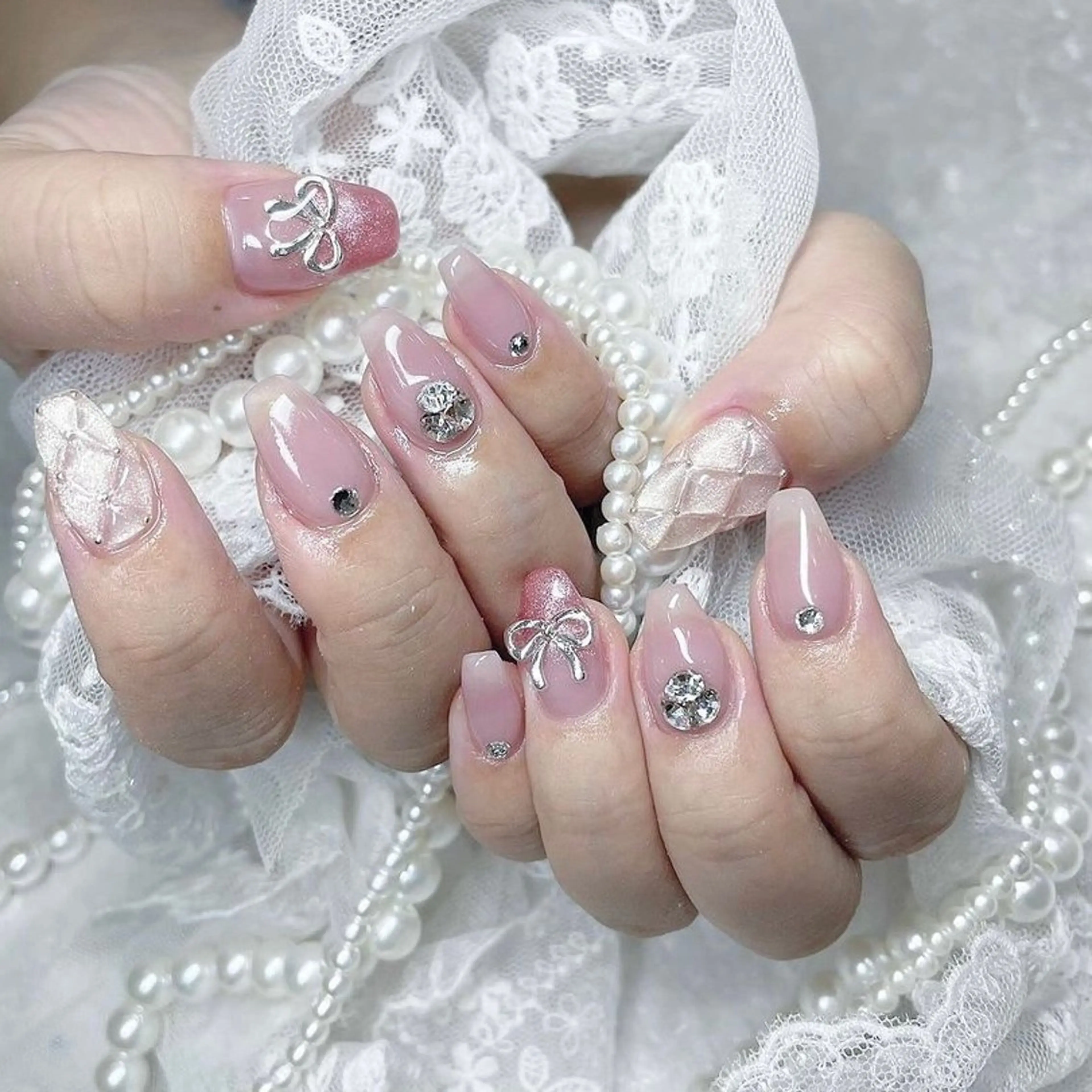 ネイル アートネイル 長さ出し フットネイル 韓国ネイル マグネットネイル ハンドネイル Kanako 💫のネイルデザイン