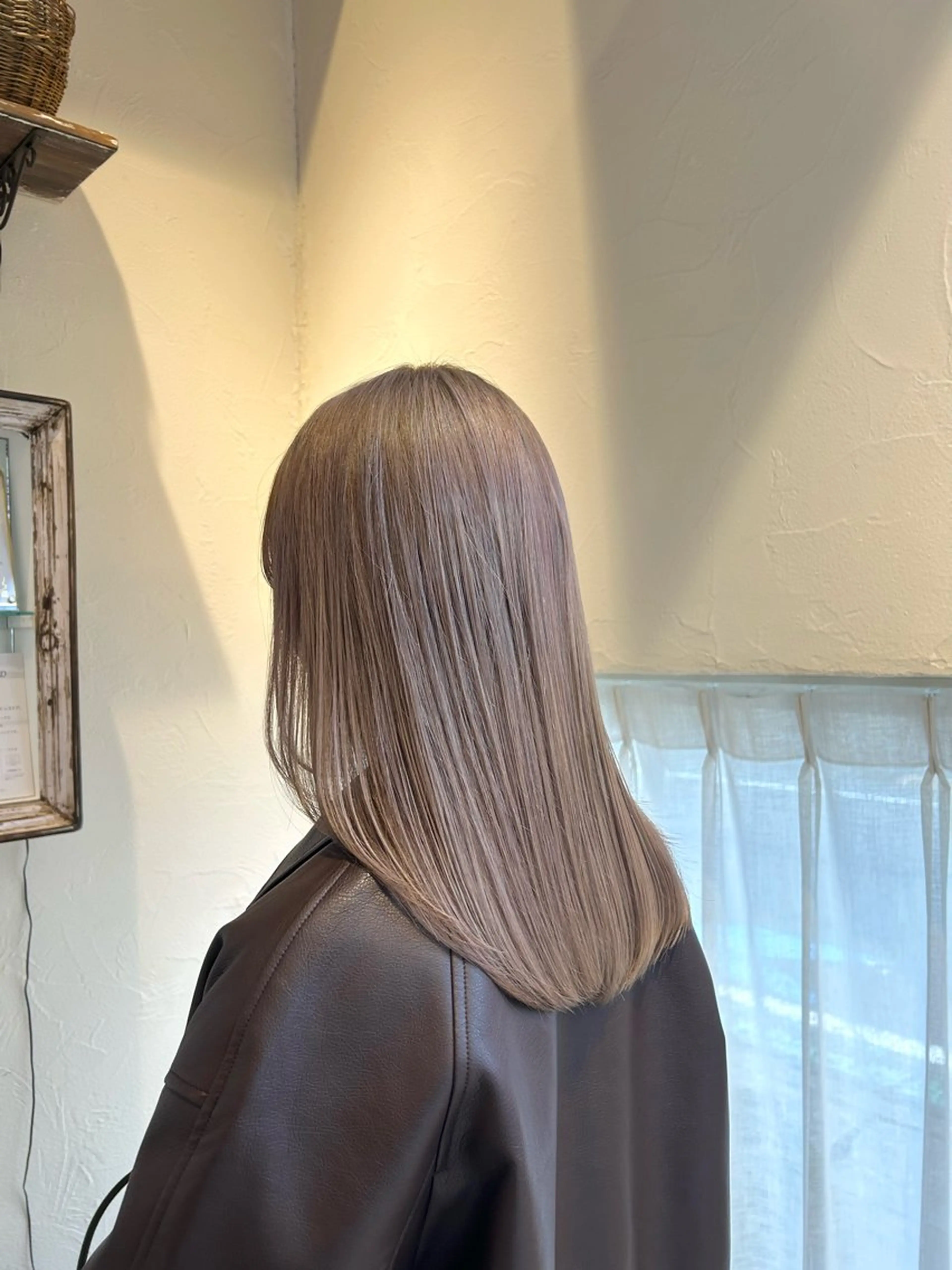 ミディアム 柳川沙羅 🌿透明感カラーのヘアスタイル