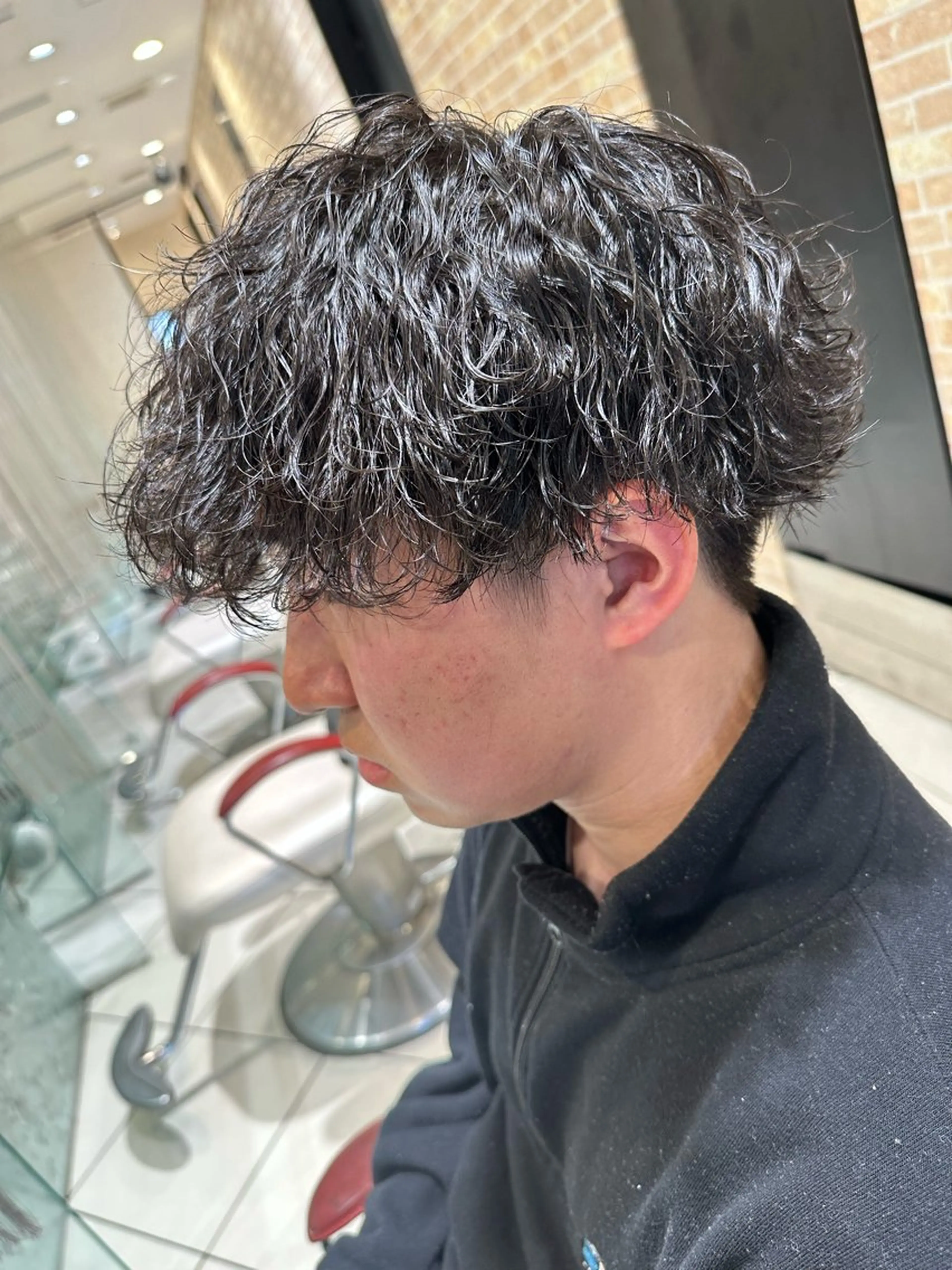 ショート パーマ メンズ メンズパーマ 波巻きパーマ 💈メンズ特化 美容師サキ💈のヘアスタイル