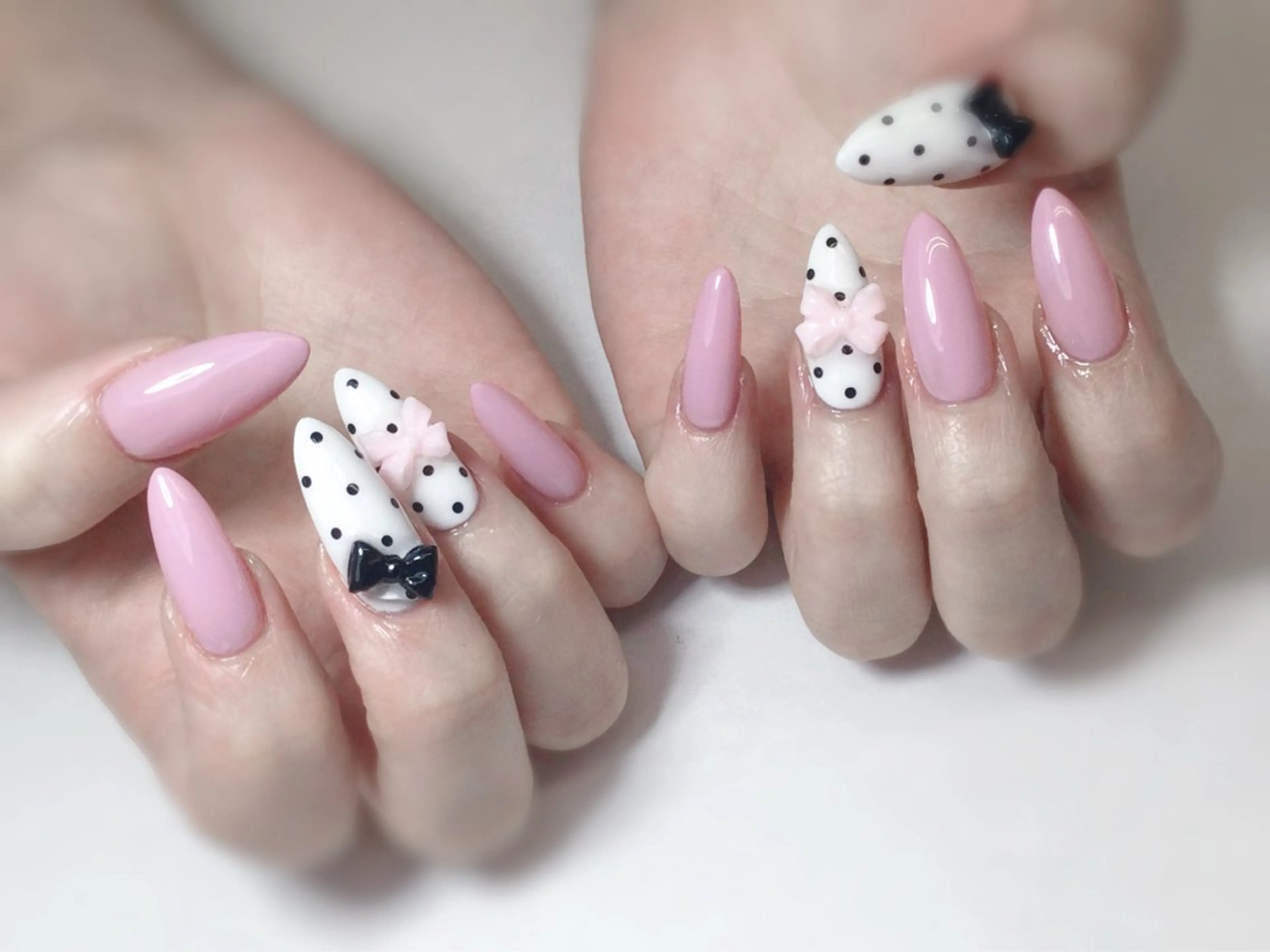 ネイル ハンドネイル Rin 🍭のネイルデザイン