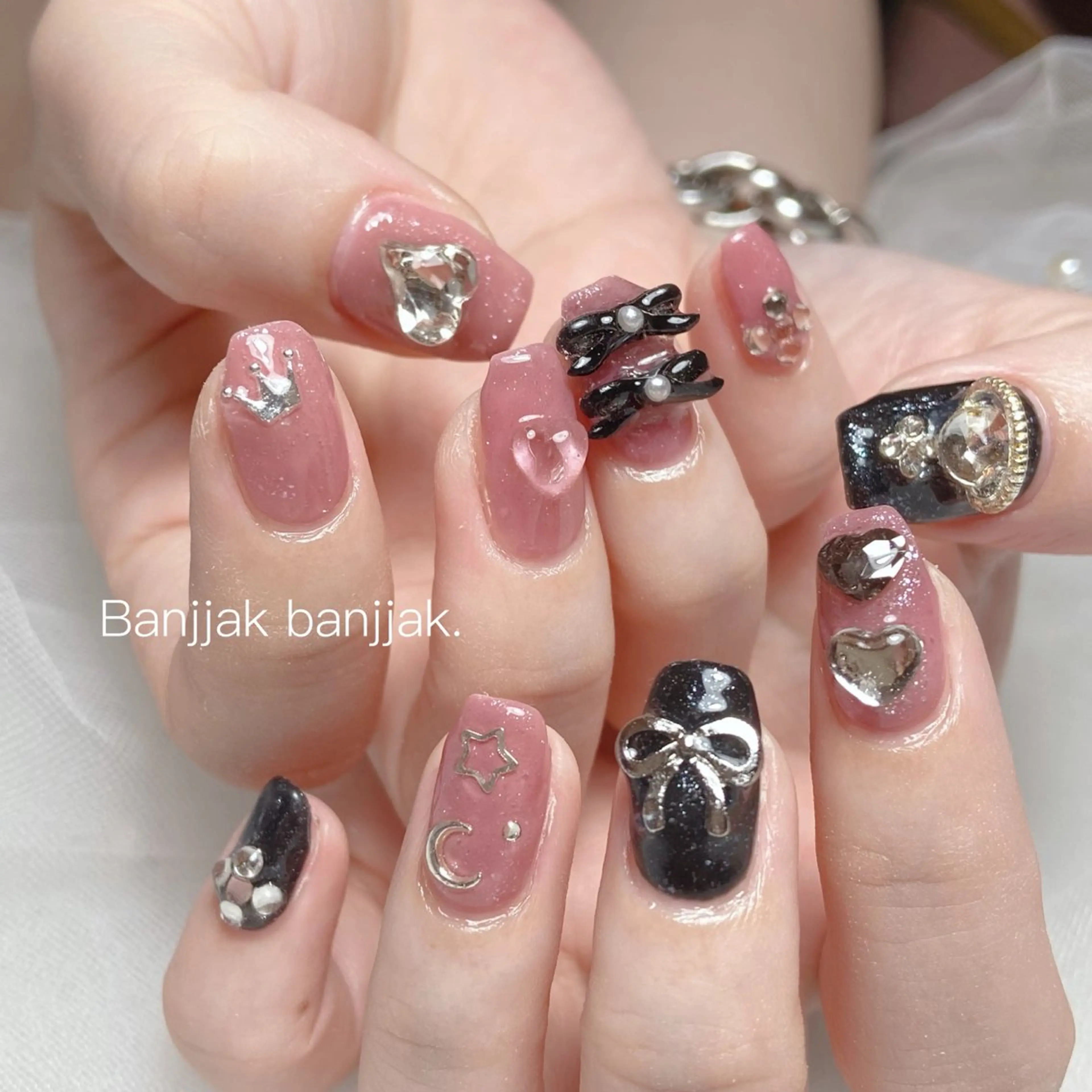 ネイル ハンドネイル パンチャパンチャ ネイルサロンのネイルデザイン