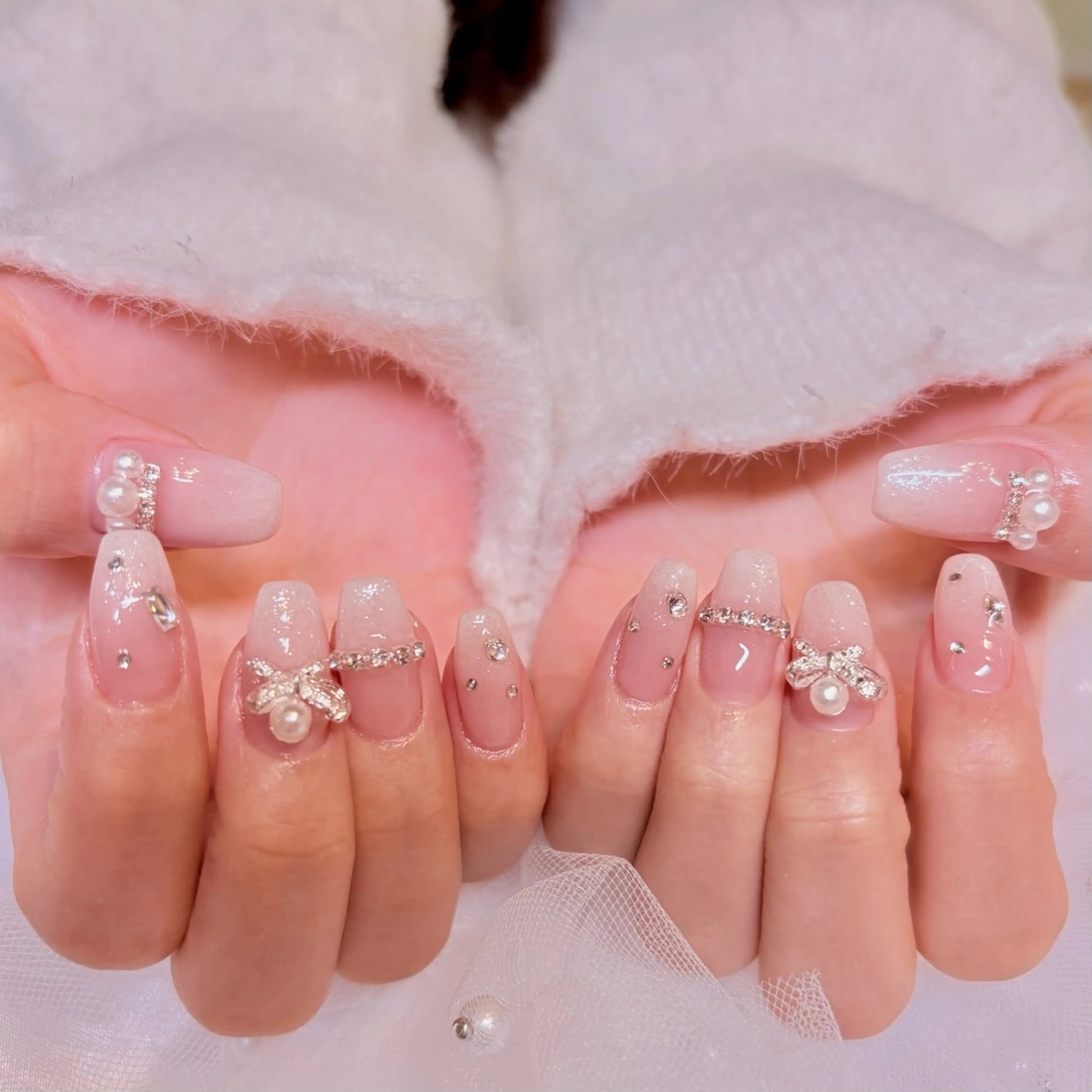 ネイル ブライダルネイル ハンドネイル nail salon e'mu💐のネイルデザイン