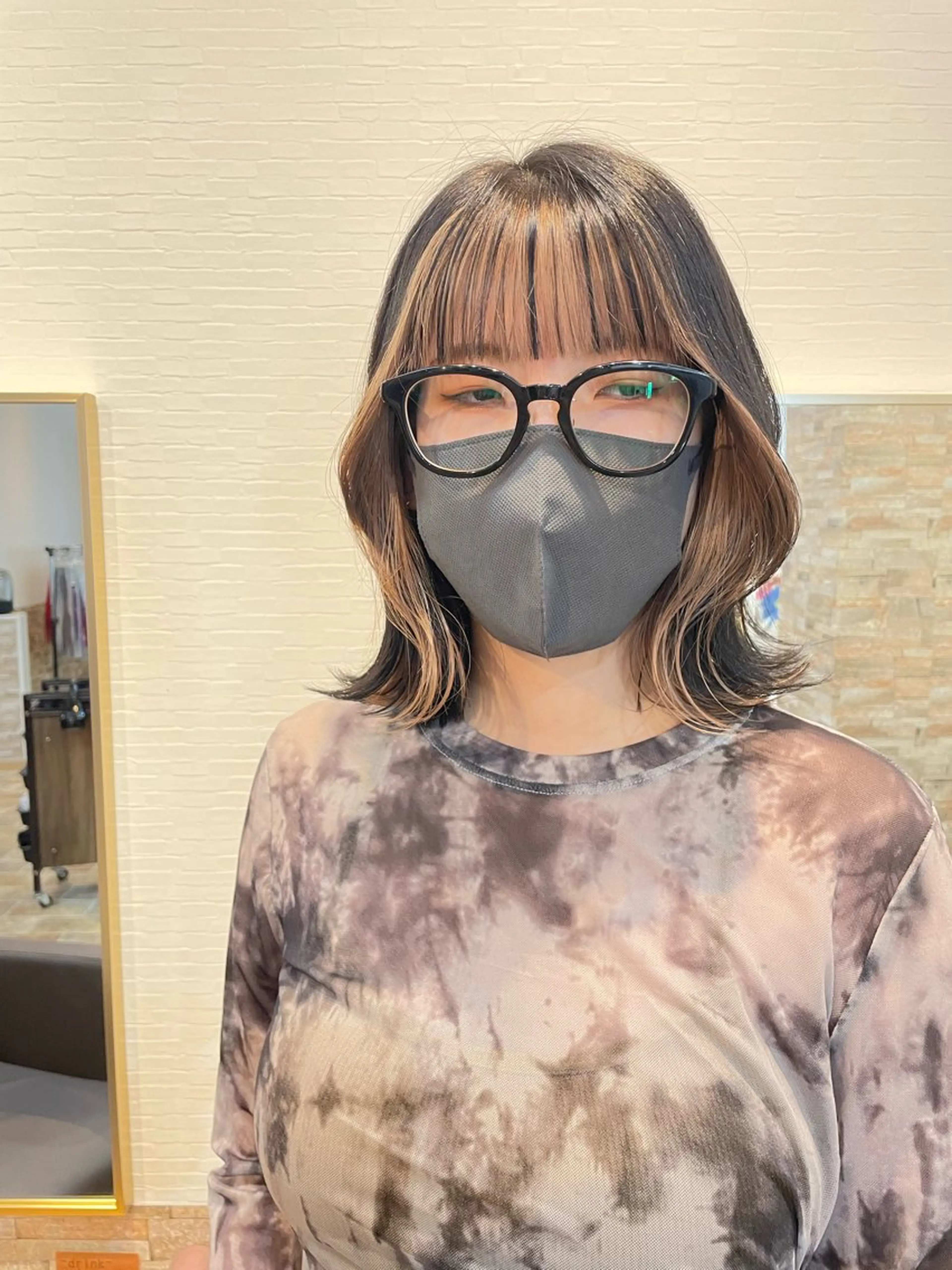 ミディアム カラー ミストバング  フェイスフレーミング 顔周りカット ヘアカラー トリートメント STAR RIVER所属・YUI/ ブリーチカラー🌷のヘアスタイル