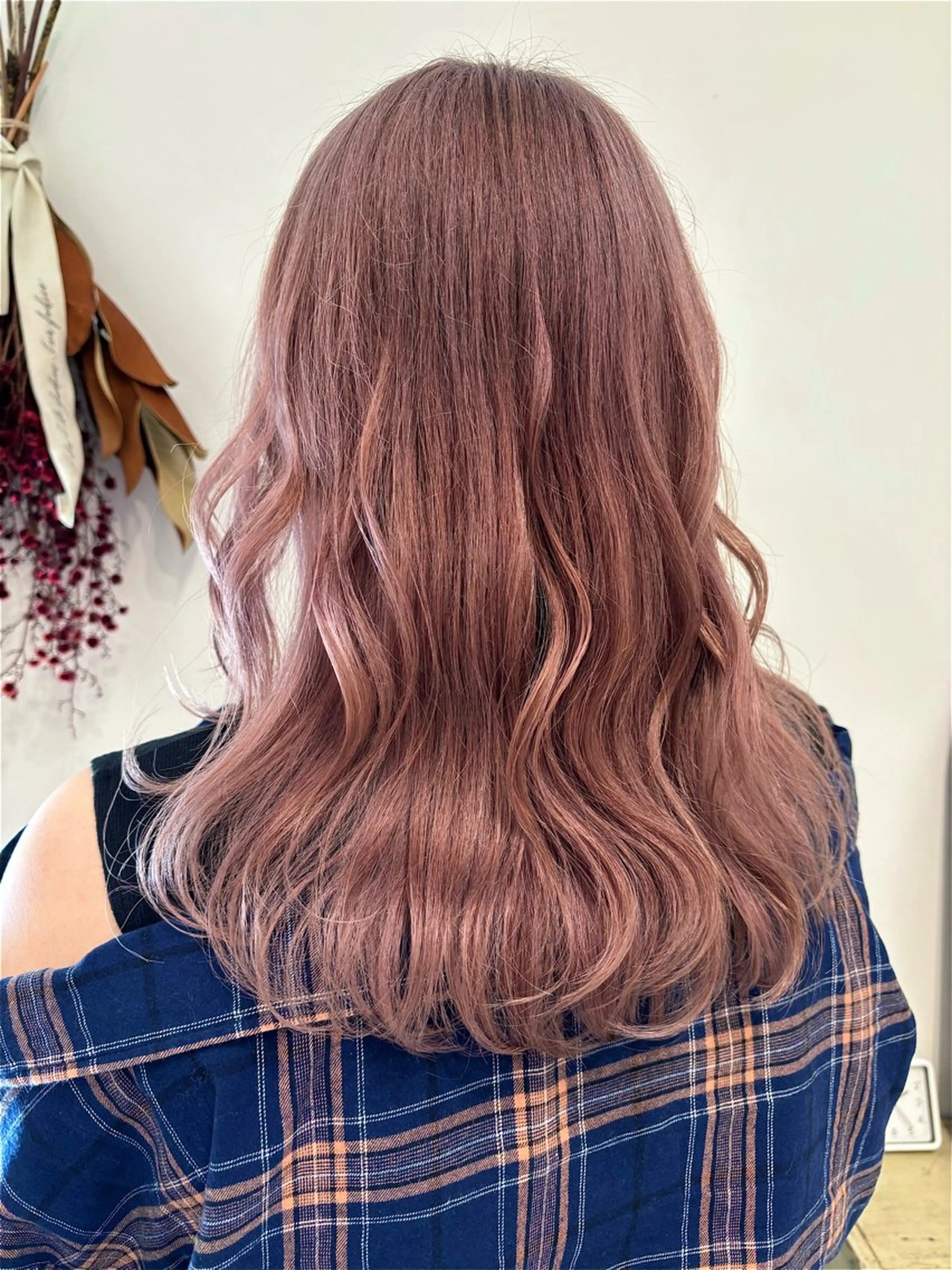 ミディアム カラー ピンクカラー ducha所属・DUCHA Tomida naoのヘアスタイル