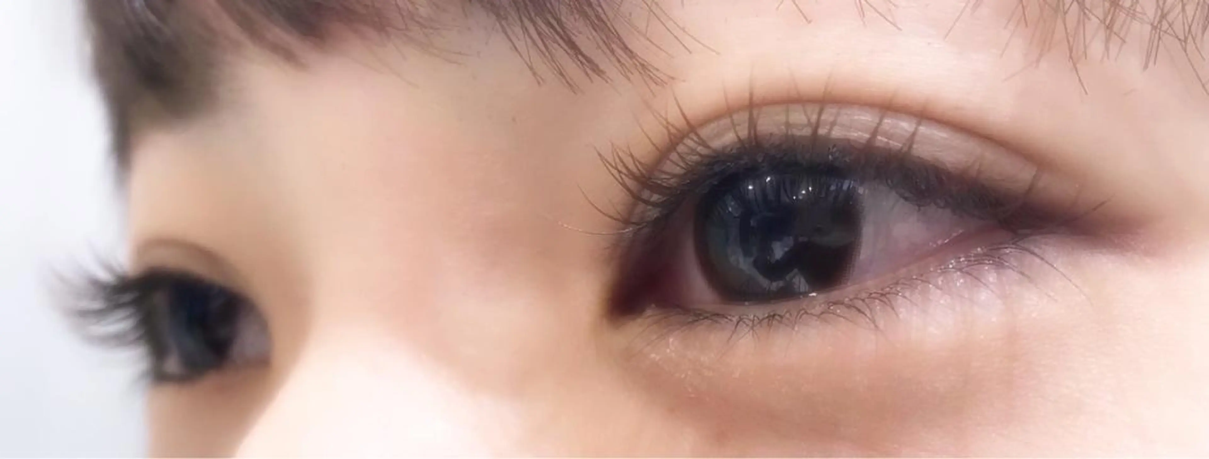 マツエク・マツパ 保子 祐里香のヘアスタイル