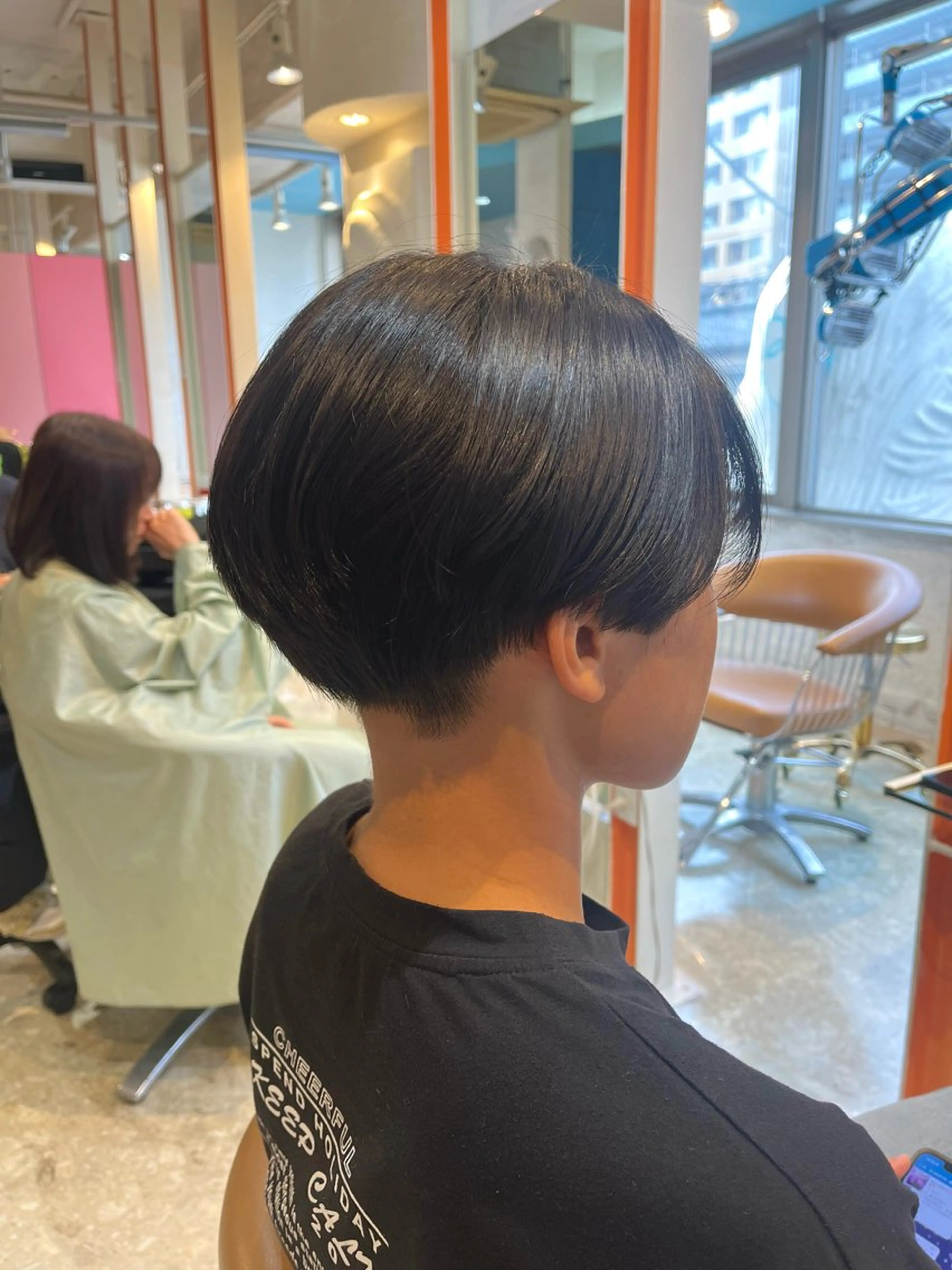 ショート カット うしだ かおるのヘアスタイル