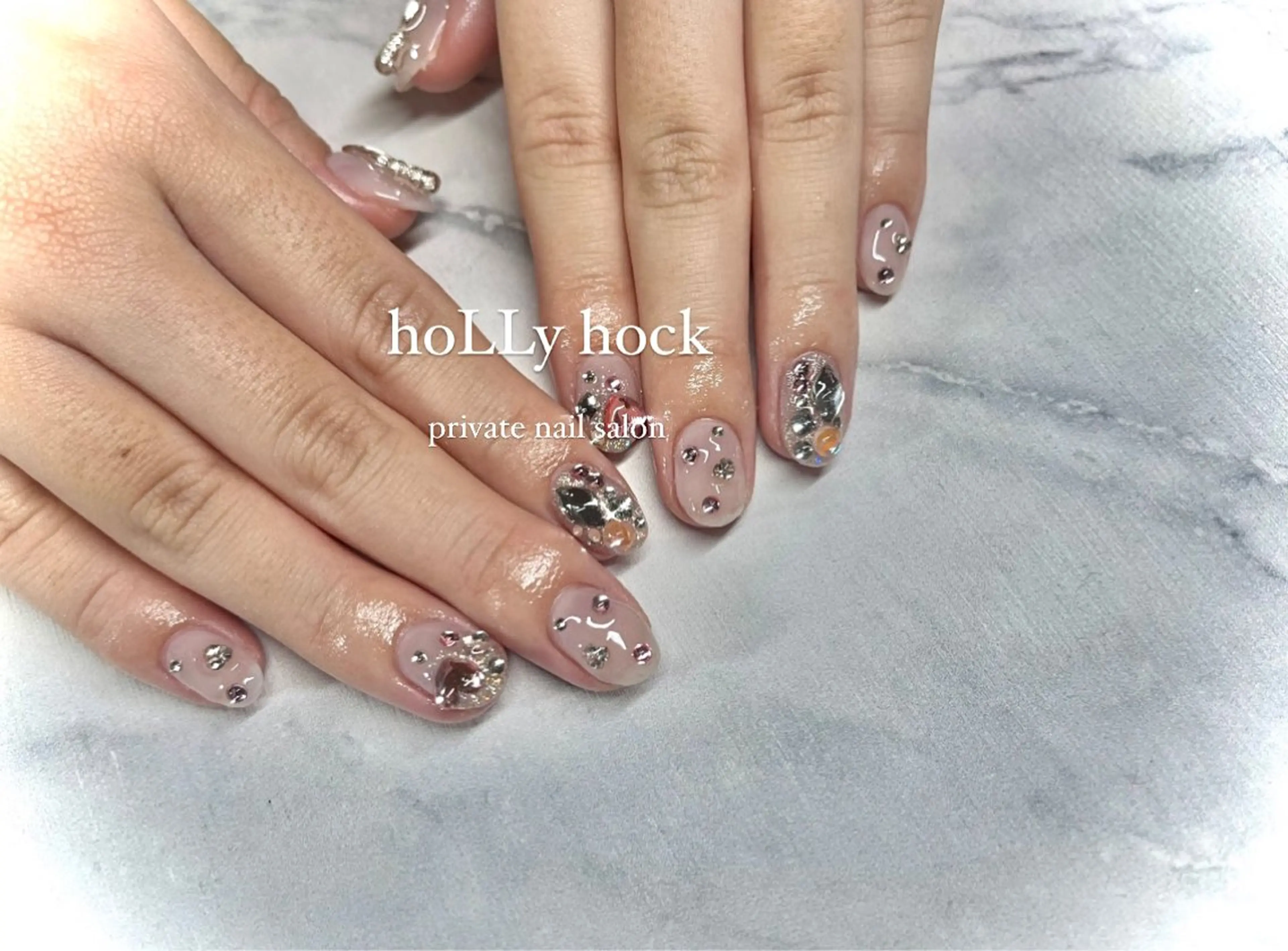 ネイル nail salon hoLLyhockのネイルデザイン