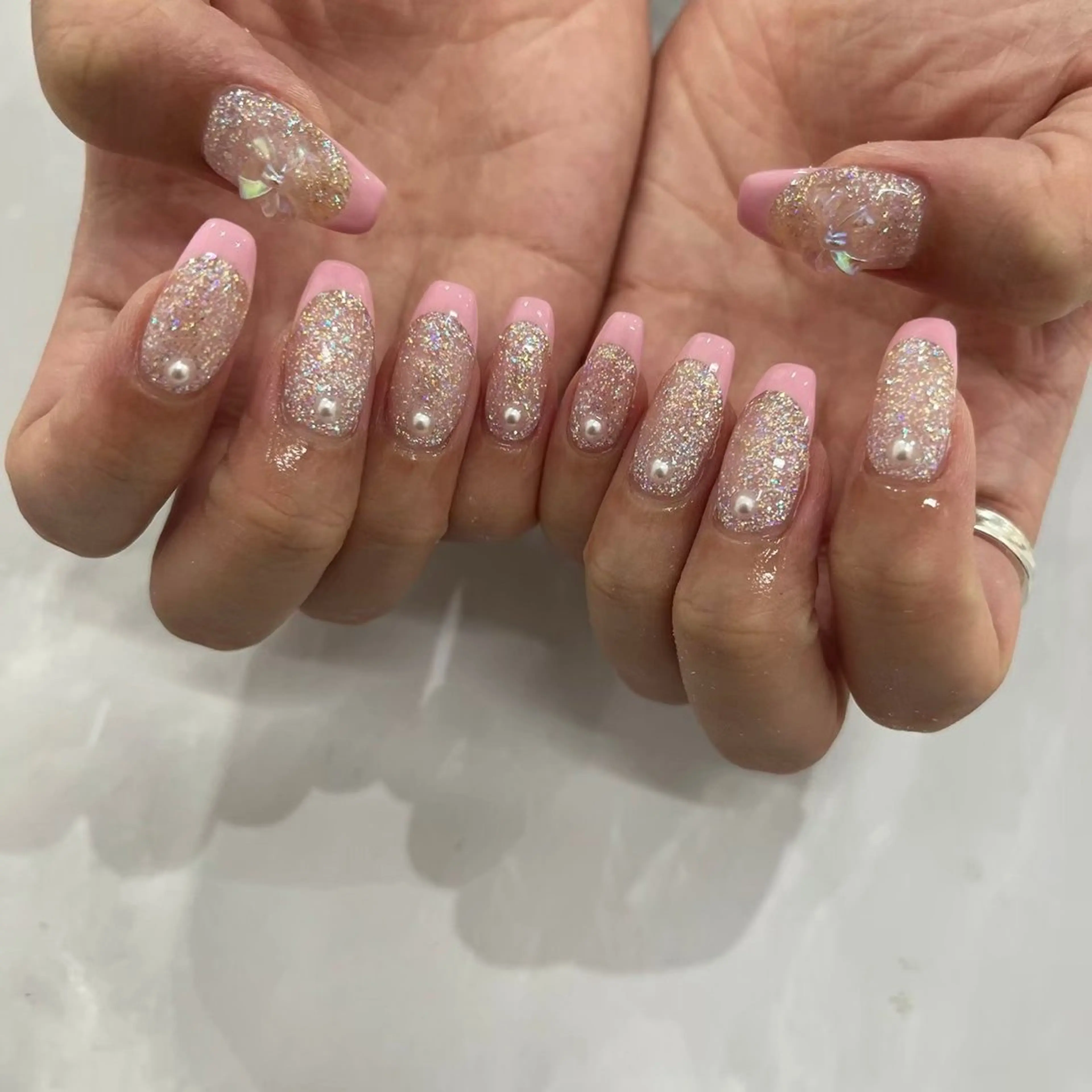 (オフあり)ハンド☁️4本アートorフレンチ☁️の写真