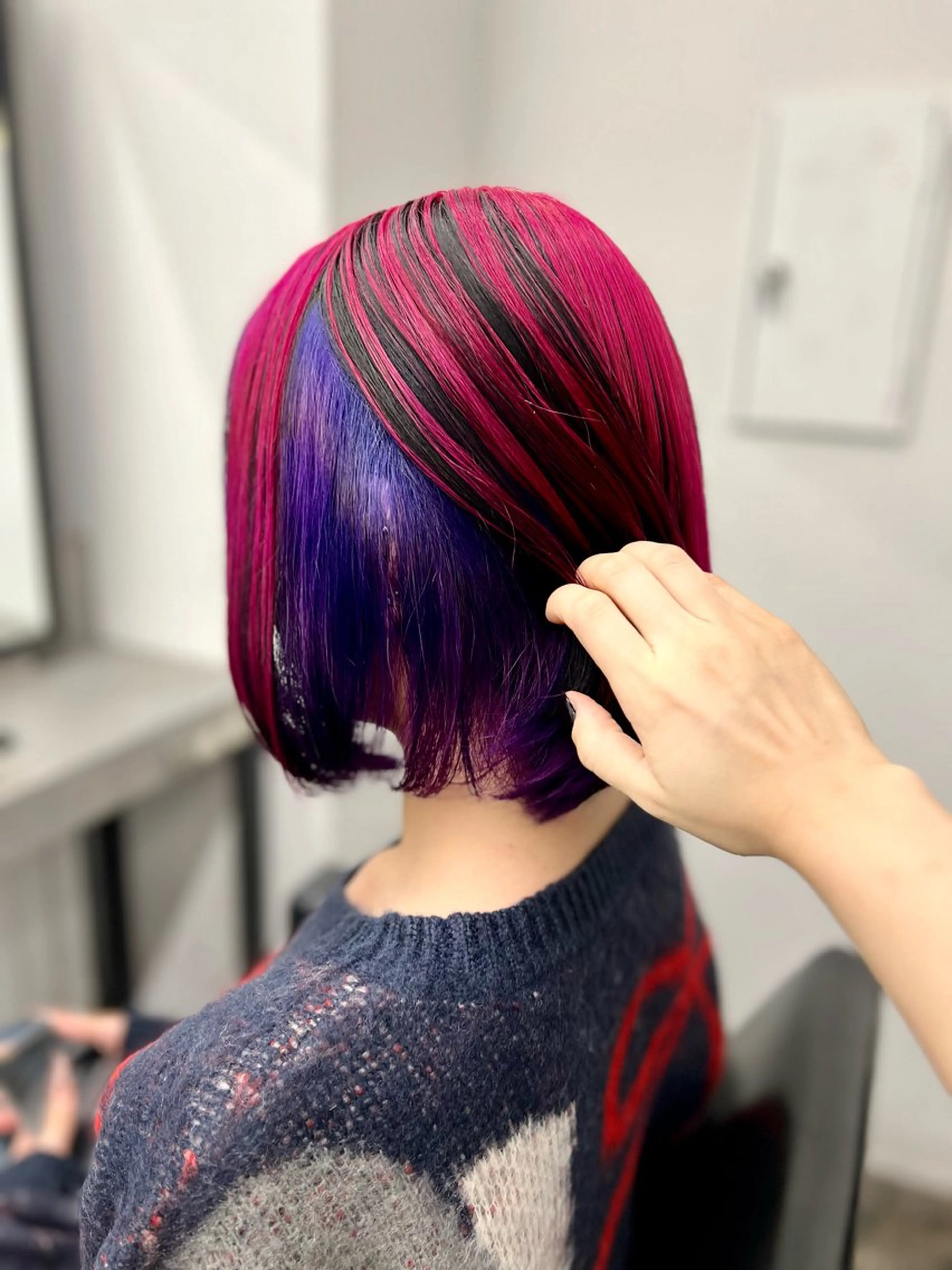 ミディアム カラー 黒髪 デザインカラー ピンクカラー バイオレットカラー カット ヘアカラー ADLLA.アドラ所属・ADLLA.新宿/ 美髪/艶髪/栗原🦋のヘアスタイル