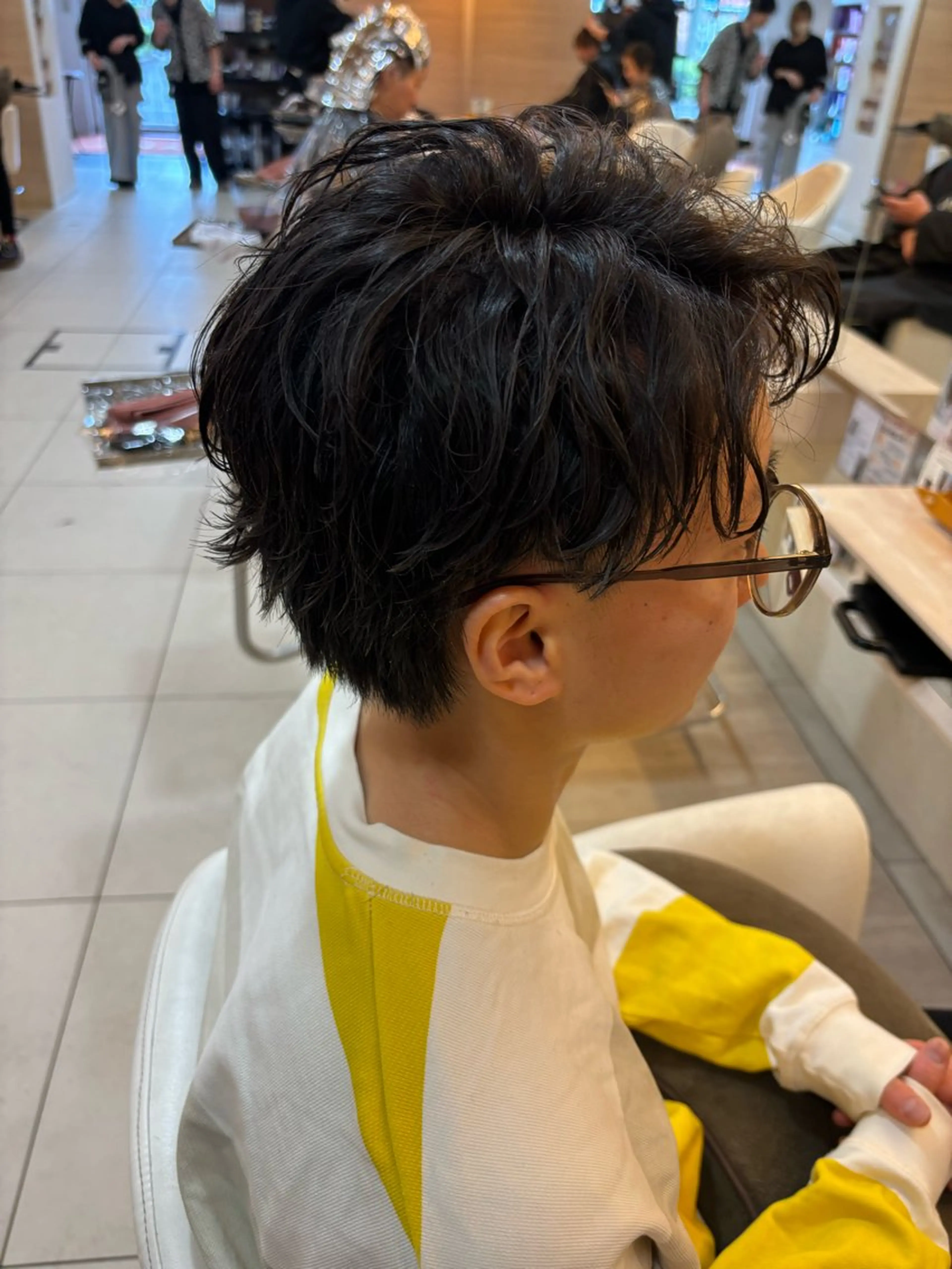 ショート カラー パーマ ヘアアレンジ メンズ キッズ アップバング センターパート メンズハイライト カルマパーマ メンズ韓国風 🫧Selene SHOGO🫧のヘアスタイル