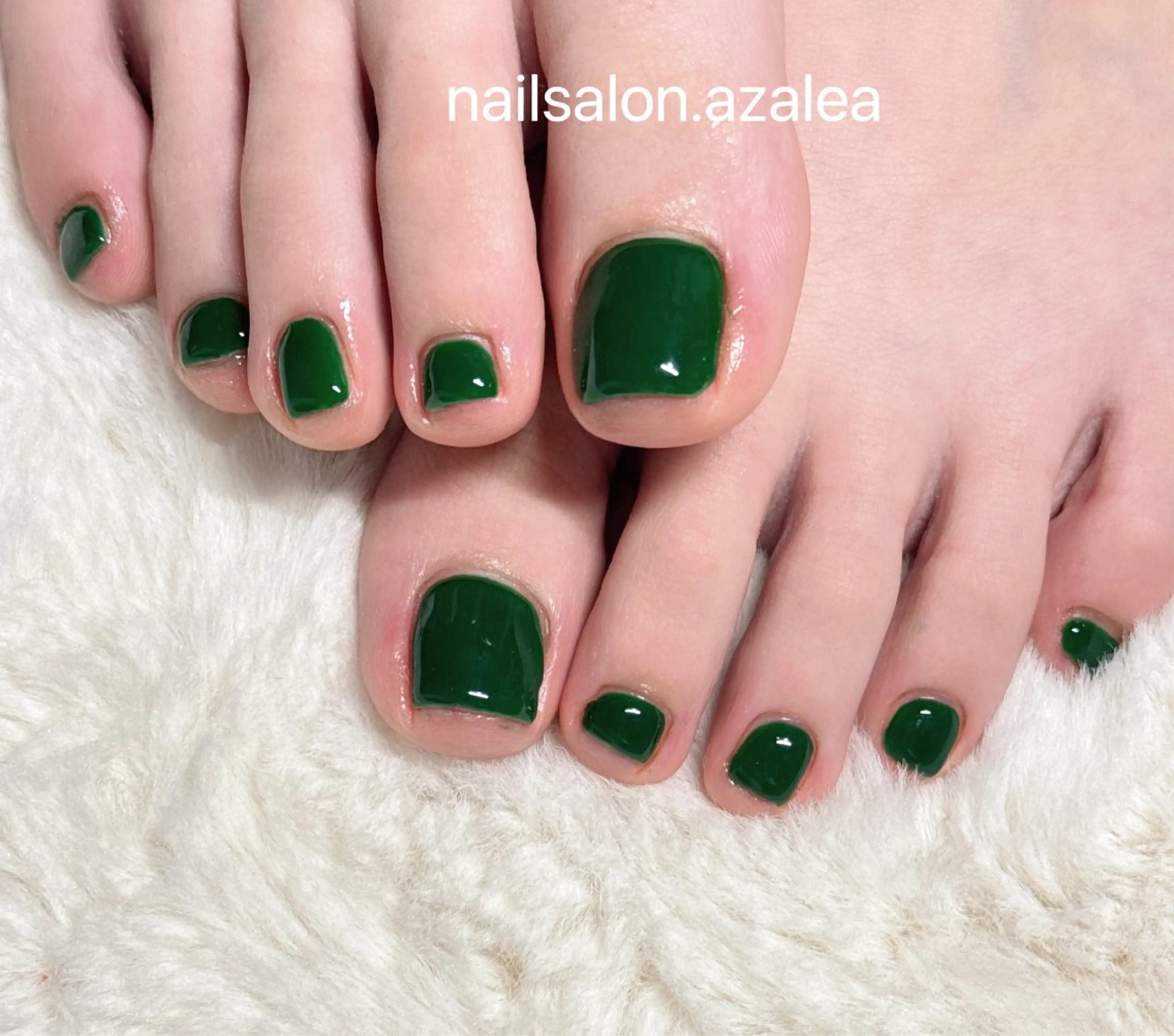 ネイル フットネイル R inのネイルデザイン