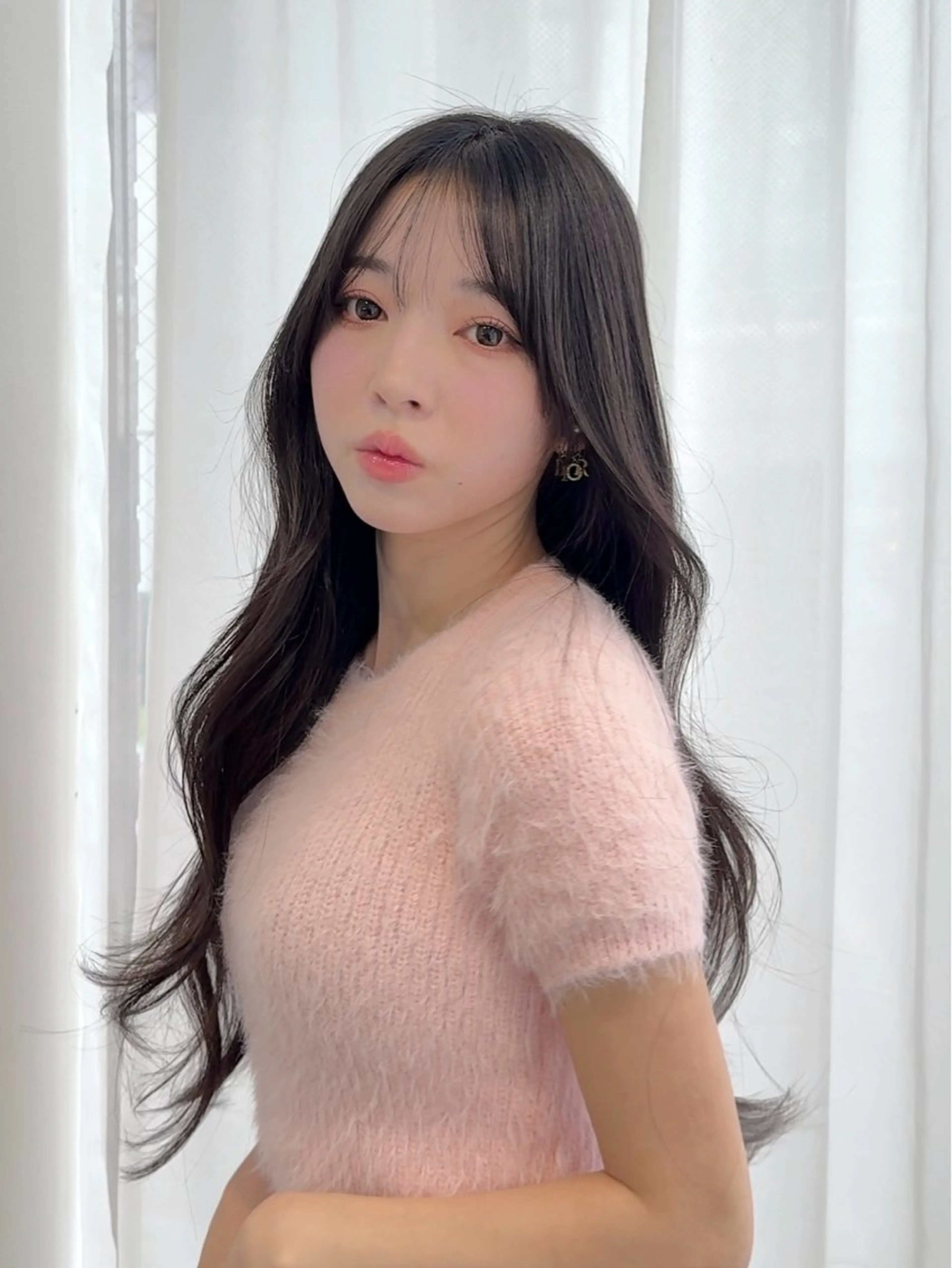 ロング 顔まわりレイヤー レイヤーカット 戸張 翔太のヘアスタイル