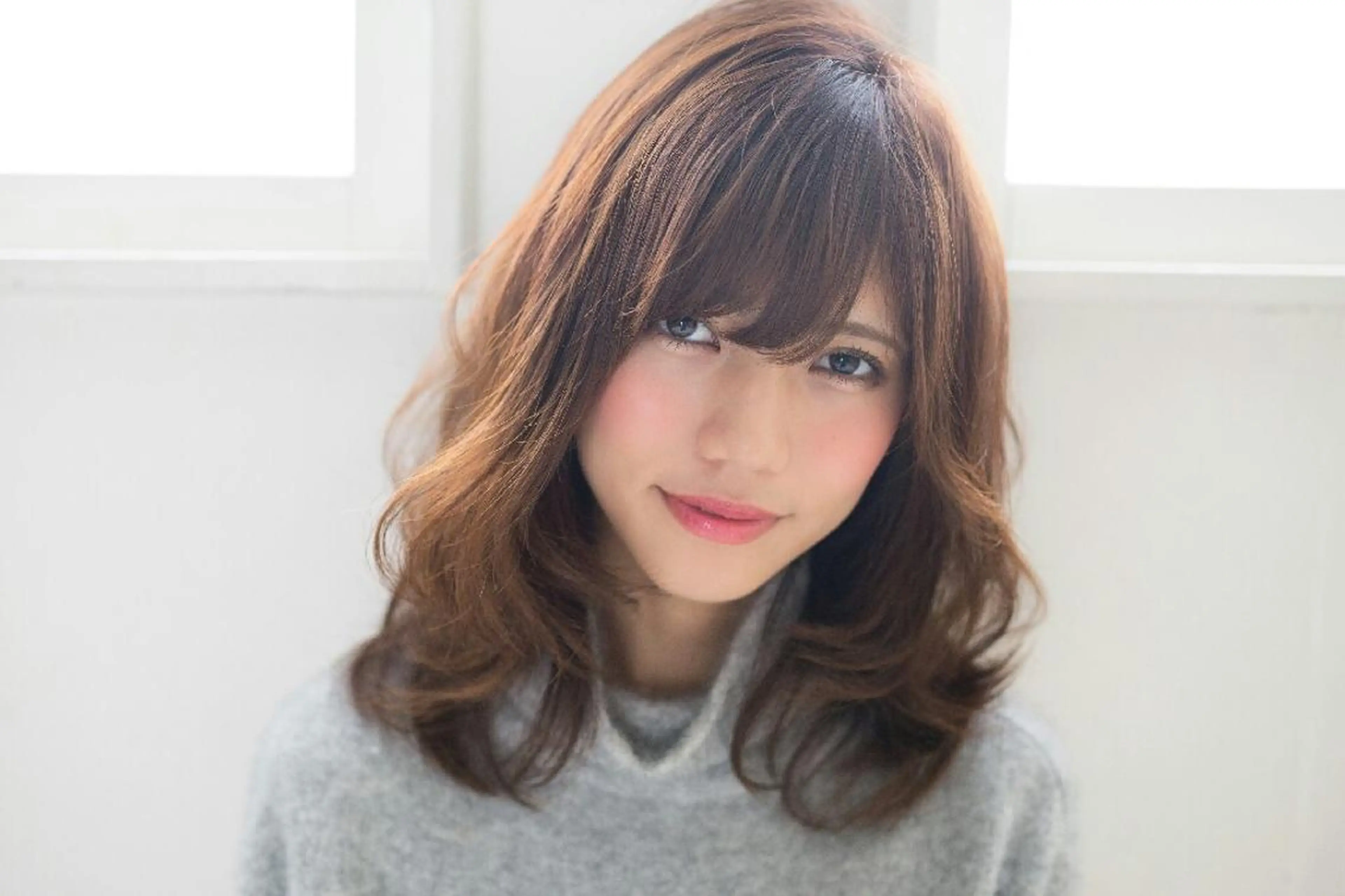 ミディアム カラー belta 姫路山吹 カラーモデル募集のヘアスタイル
