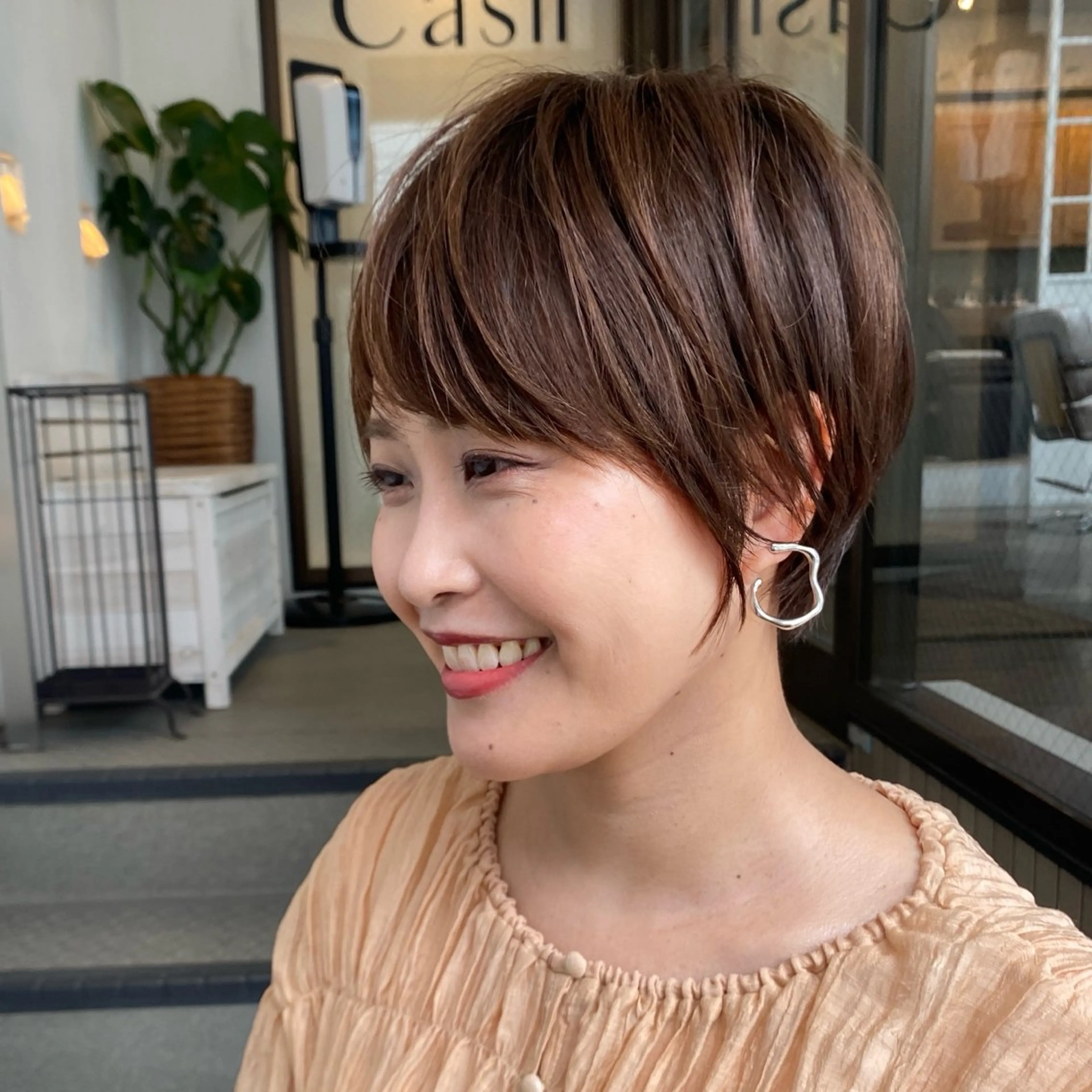 ショート ショートヘア カット ヘアカラー トリートメント ナカジマ ボブ/レイヤーのヘアスタイル